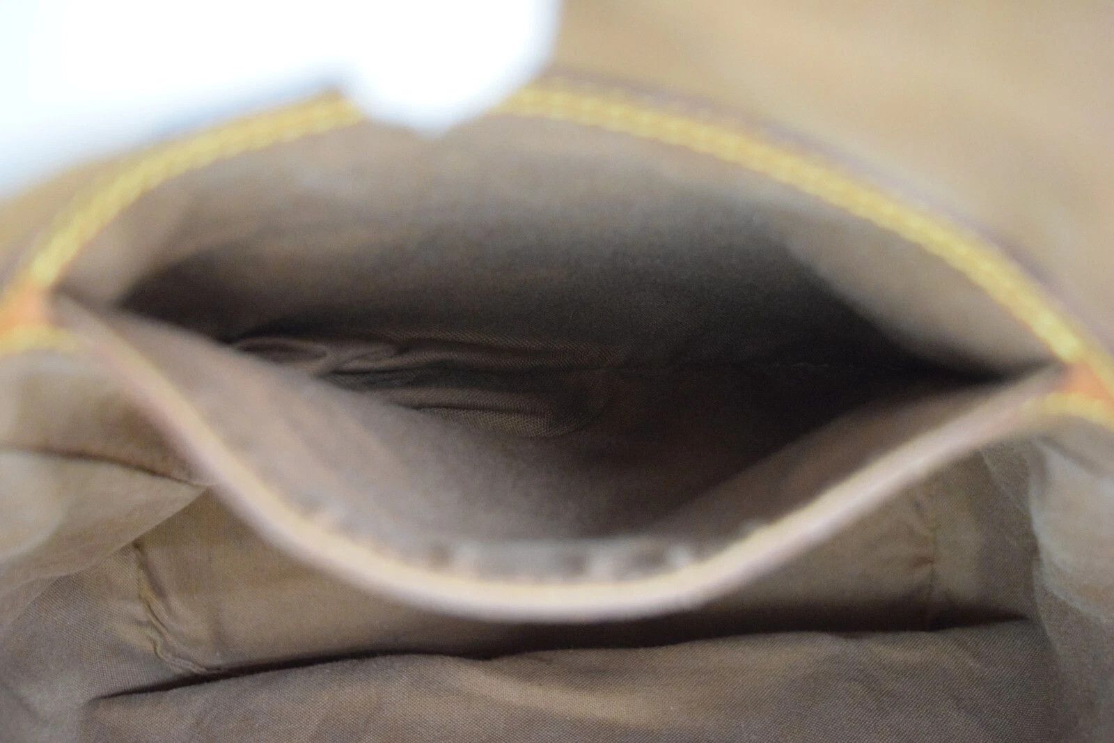 Louis Vuitton Louis Vuitton Montsouris GM Backpack Monogram Canvas M51135 Size ONE SIZE - 17 Thumbnail