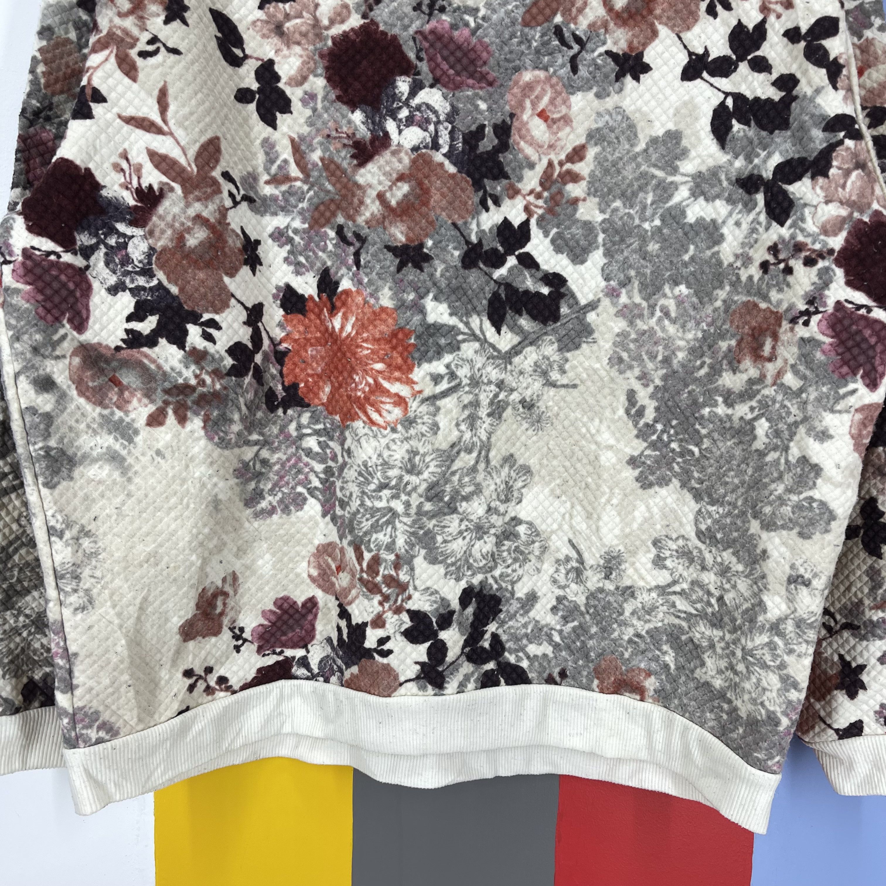 H&M H&M Flower Design Quilted Sweatshirt #1339/AU Size US L / EU 52-54 / 3 - 3 Thumbnail