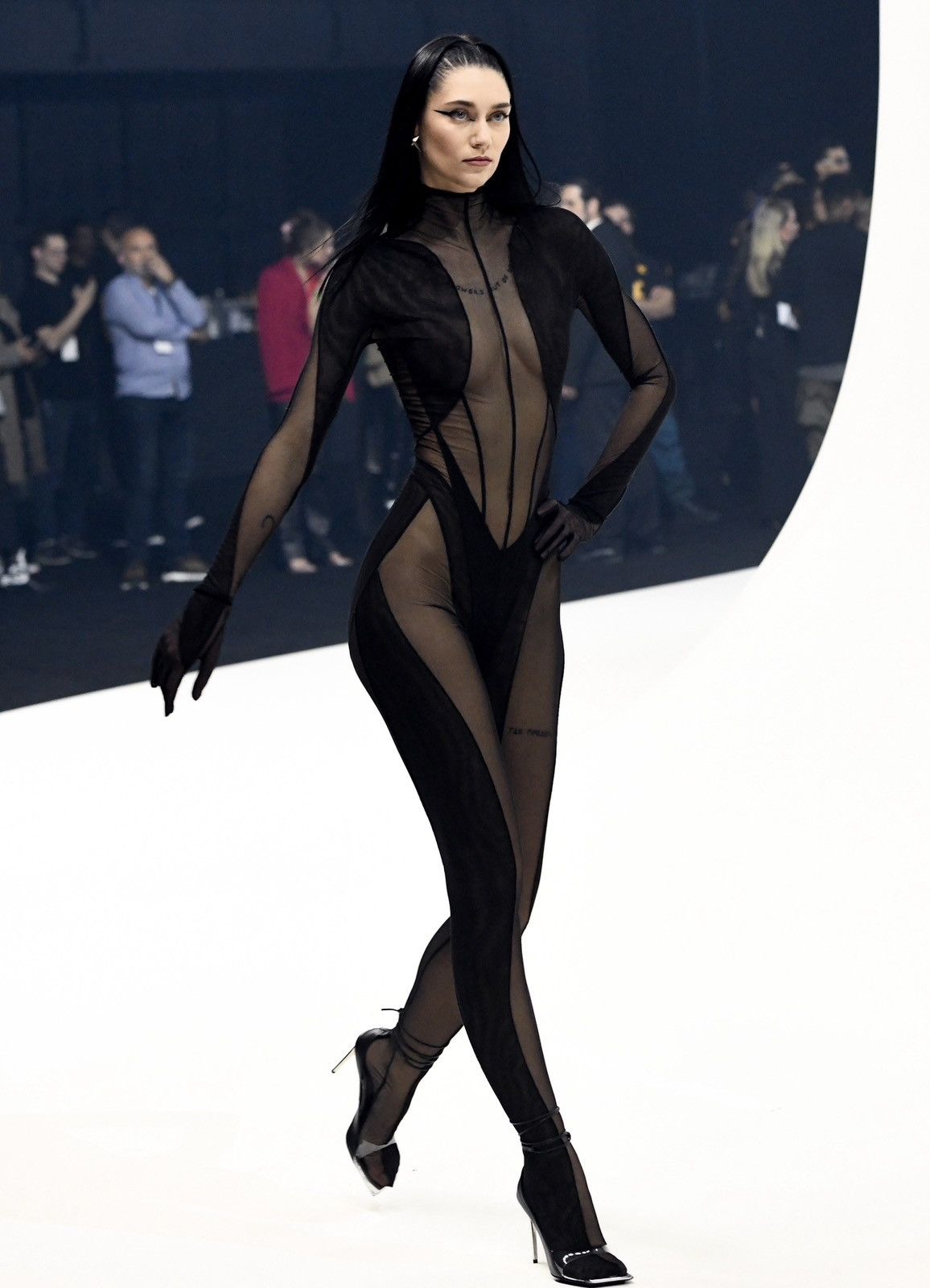 Mugler Mugler x H&M Spiral Panel Catsuit Size M Size M / US 6-8 / IT 42-44 - 9 Thumbnail