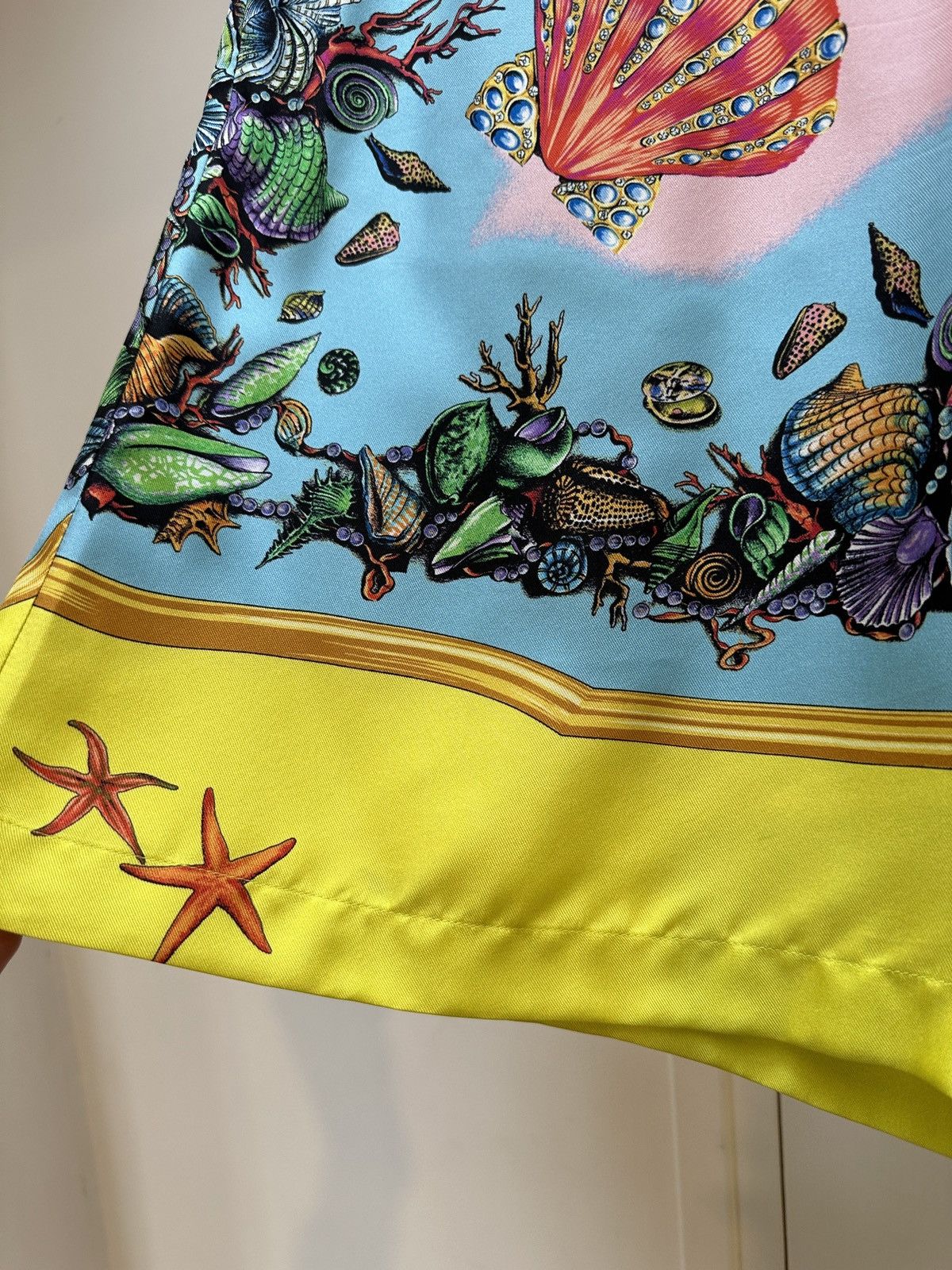 Versace Versace Trésor de la Mer SS2019 shorts Size US 32 / EU 48 - 3 Thumbnail