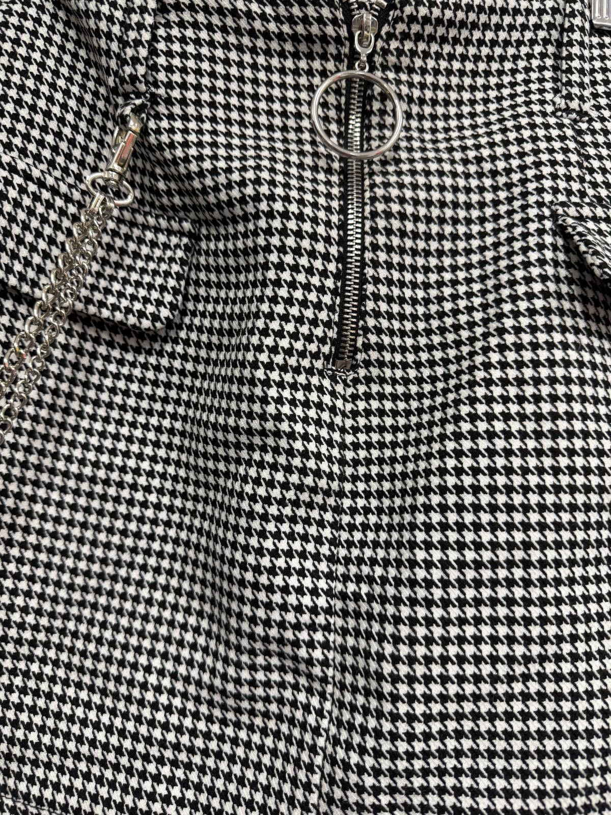 Bershka Bershka Houndstooth Mini Skirt with Chain Detail Size 28" / US 6 / IT 42 - 3 Thumbnail