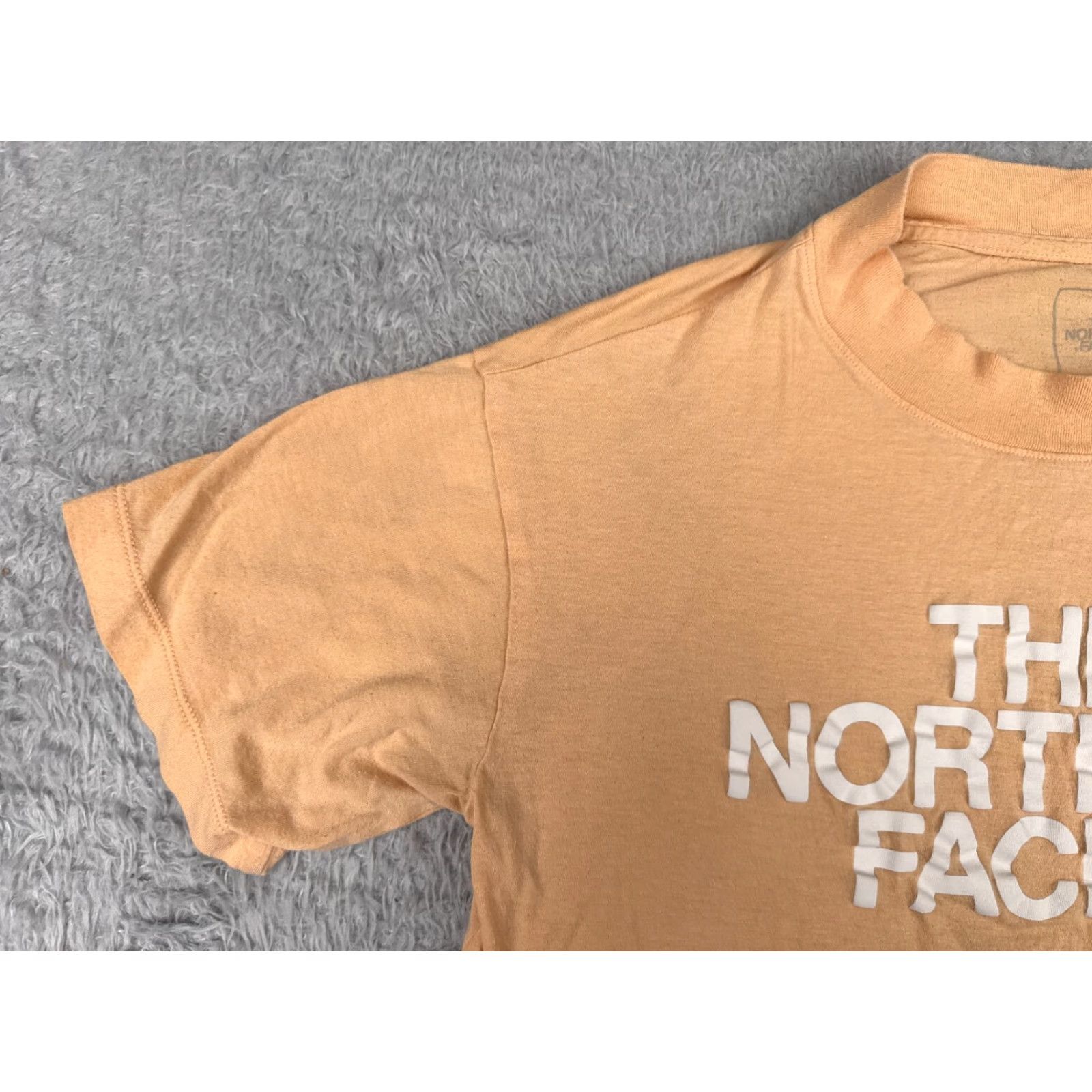 The North Face The North Face Women’s Crop Shirt XS Orange Short Sleeve Crew Neck Jersey Outdoor Casual Size XS / US 0-2 / IT 36-38 - 4 Thumbnail