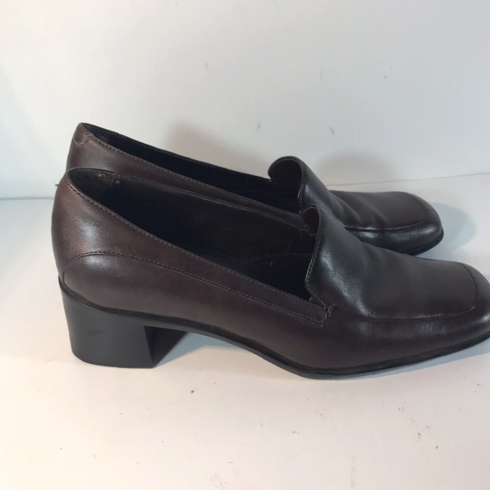 Vintage AEROSOLES Brown Leather Slip-On Loafers Womens Size 7M - Casual Comfort Flats Size US 7 / IT 37 - 4 Thumbnail