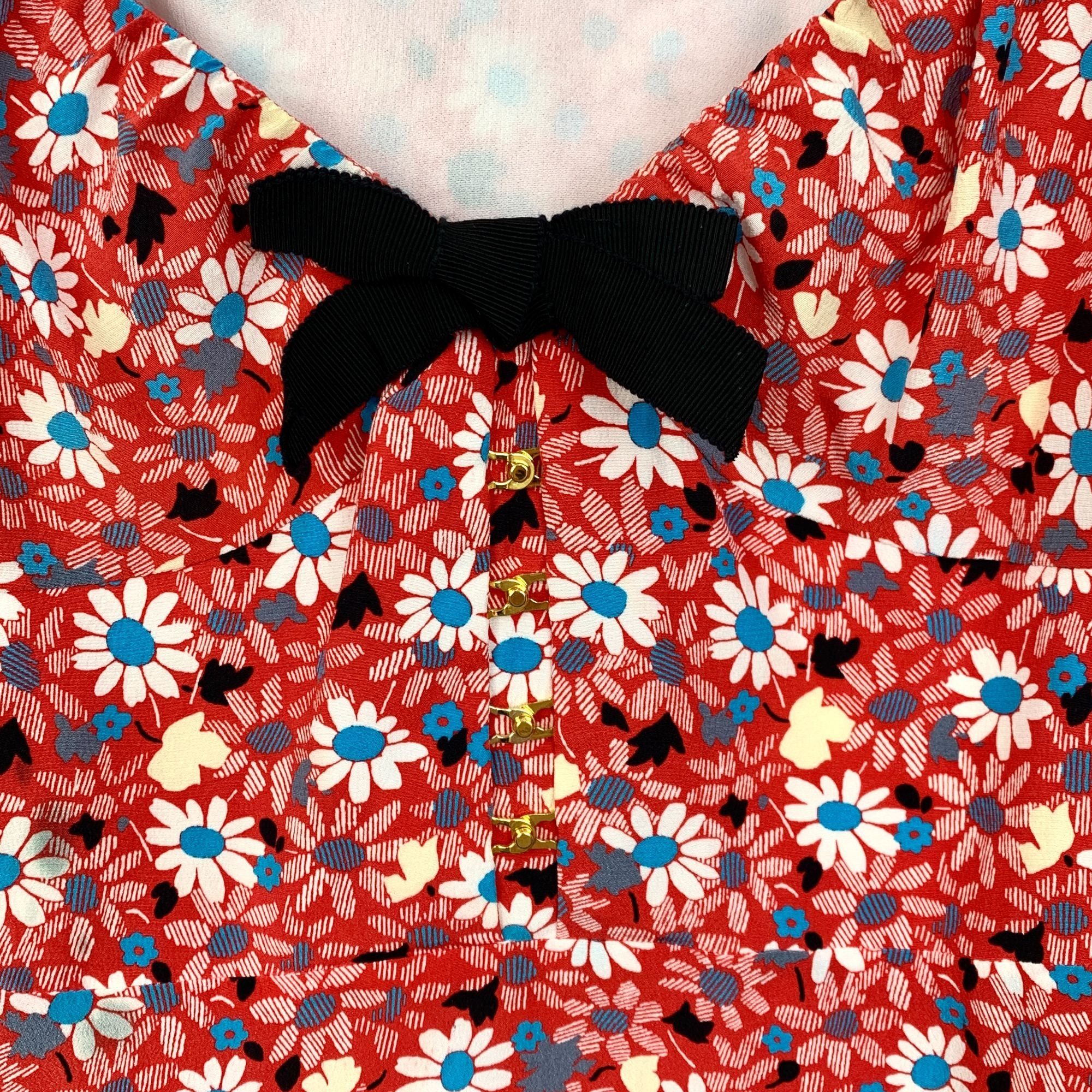 Miu Miu MiuMiu Floral Print V-Neck Short Sleeve Dress (Size 36) Size XS / US 0-2 / IT 36-38 - 9 Thumbnail