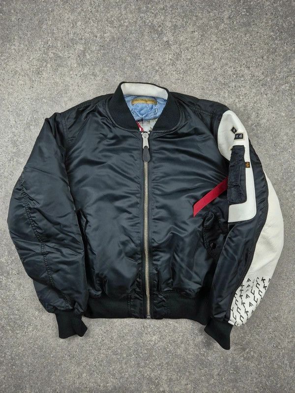 Fragment Design Undercover Fragment Design The Shepherd Bomber Jacket Size M Size US M / EU 48-50 / 2 - 1 Thumbnail