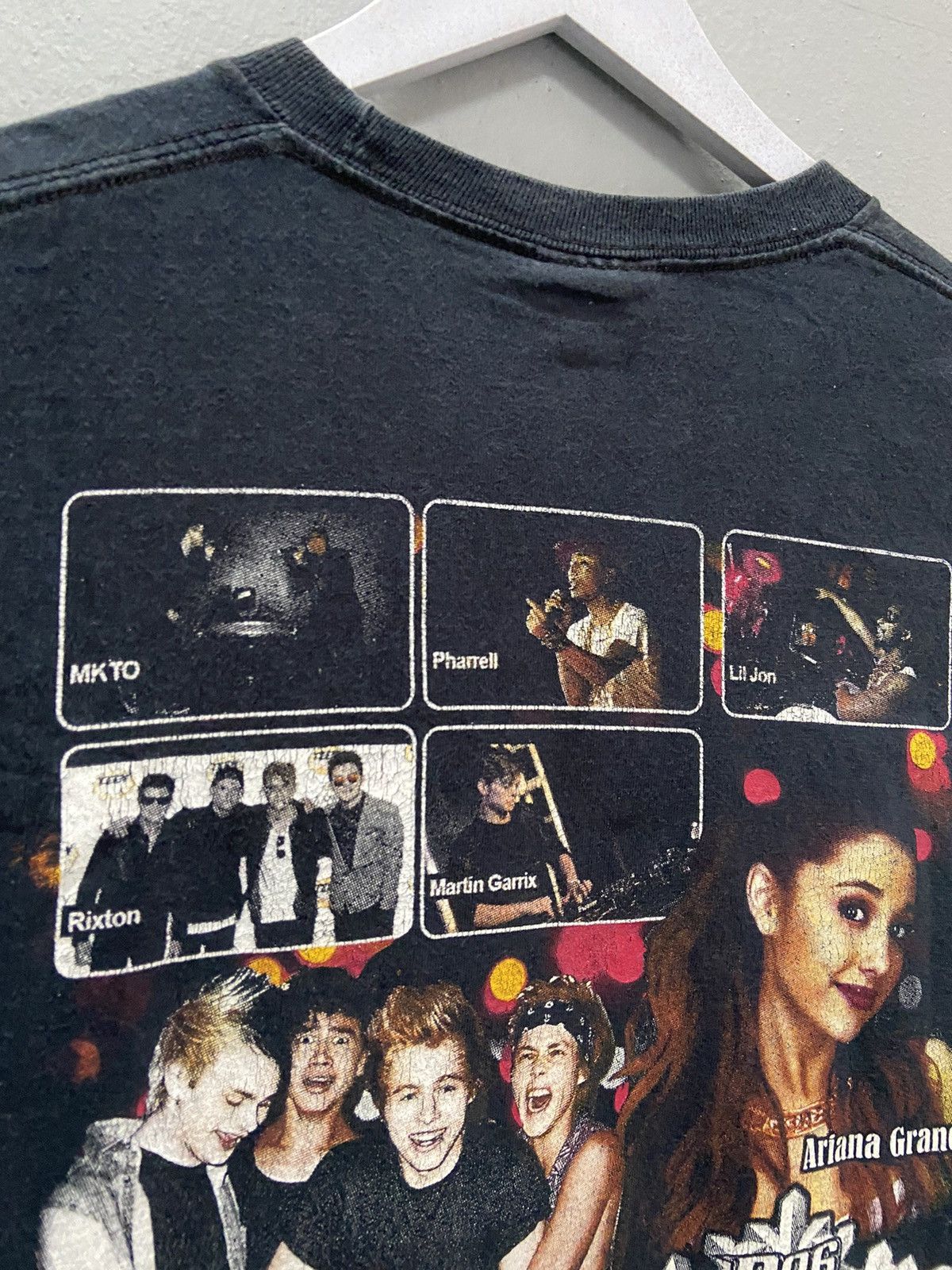 Band Tees JINGLE BASH 2014 B96 CHICAGO TOUR TEE SHIRT Size US M / EU 48-50 / 2 - 5 Thumbnail