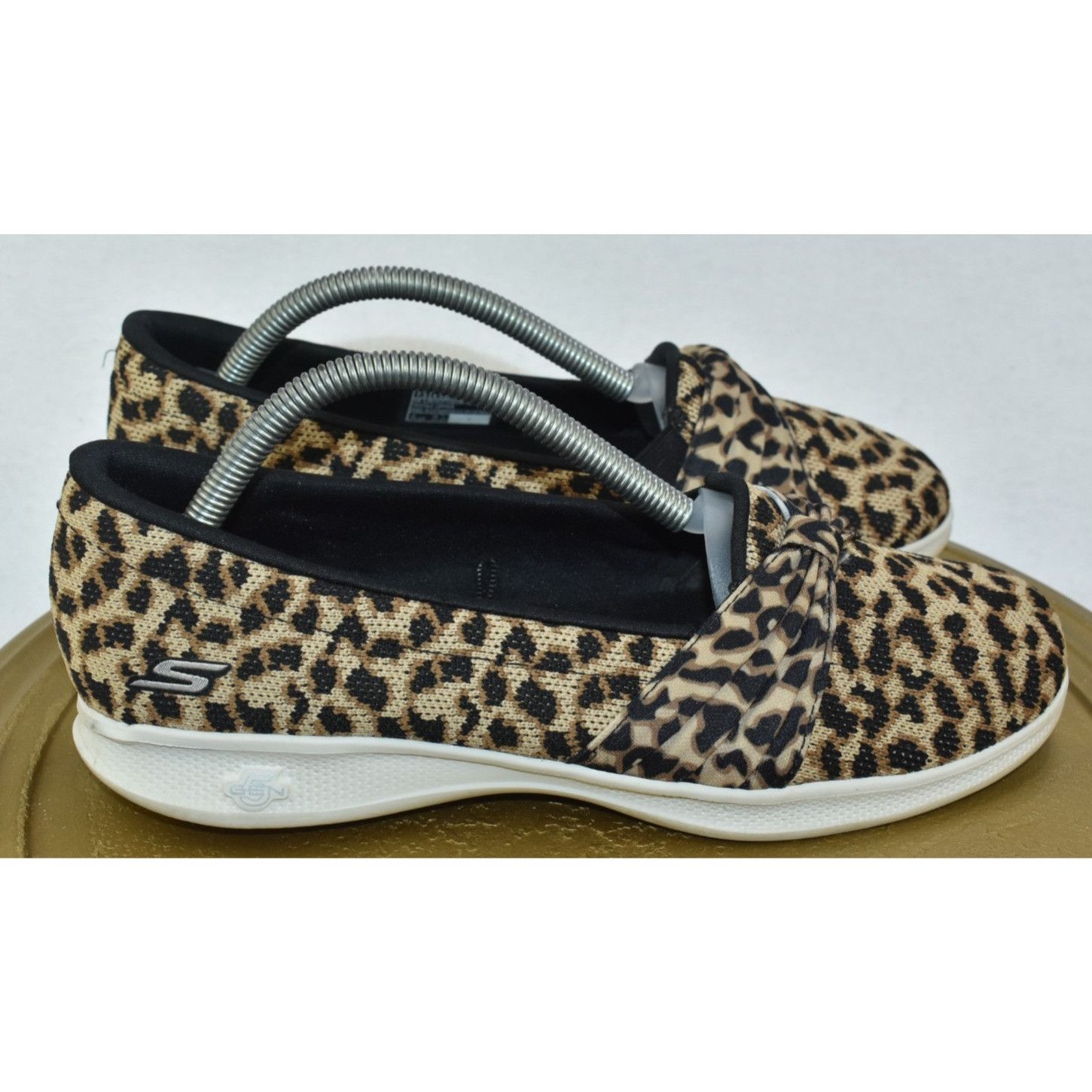 SKECHERS Skechers Goga Mat Women's Shoes Size 7.5 Leopard Slip On Com Size US 7.5 / IT 37.5 - 3 Thumbnail