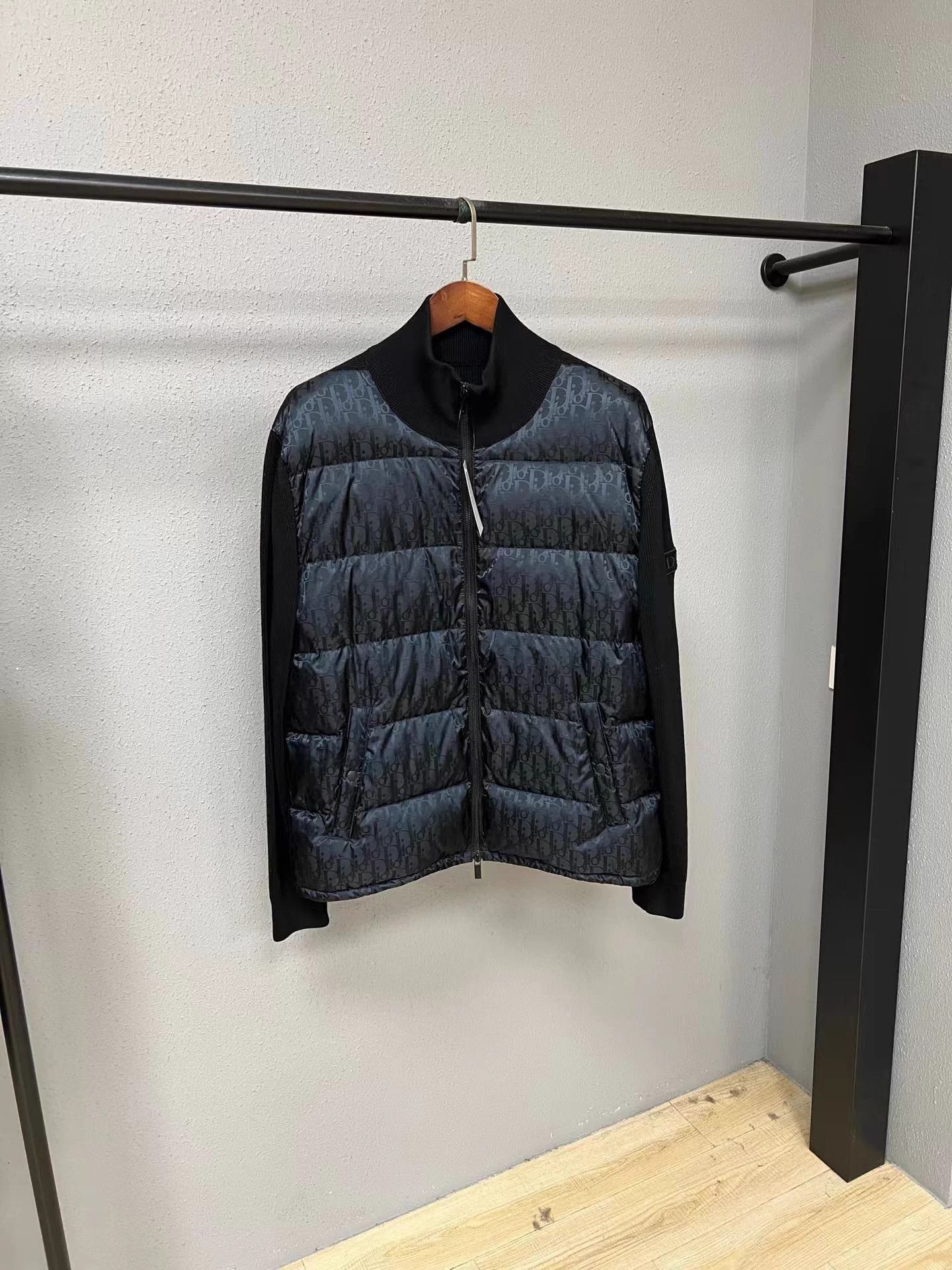 Dior Dior Knit Down Jacket XXL New Size XXL / US 16-18 / IT 52-54 - 1 Thumbnail