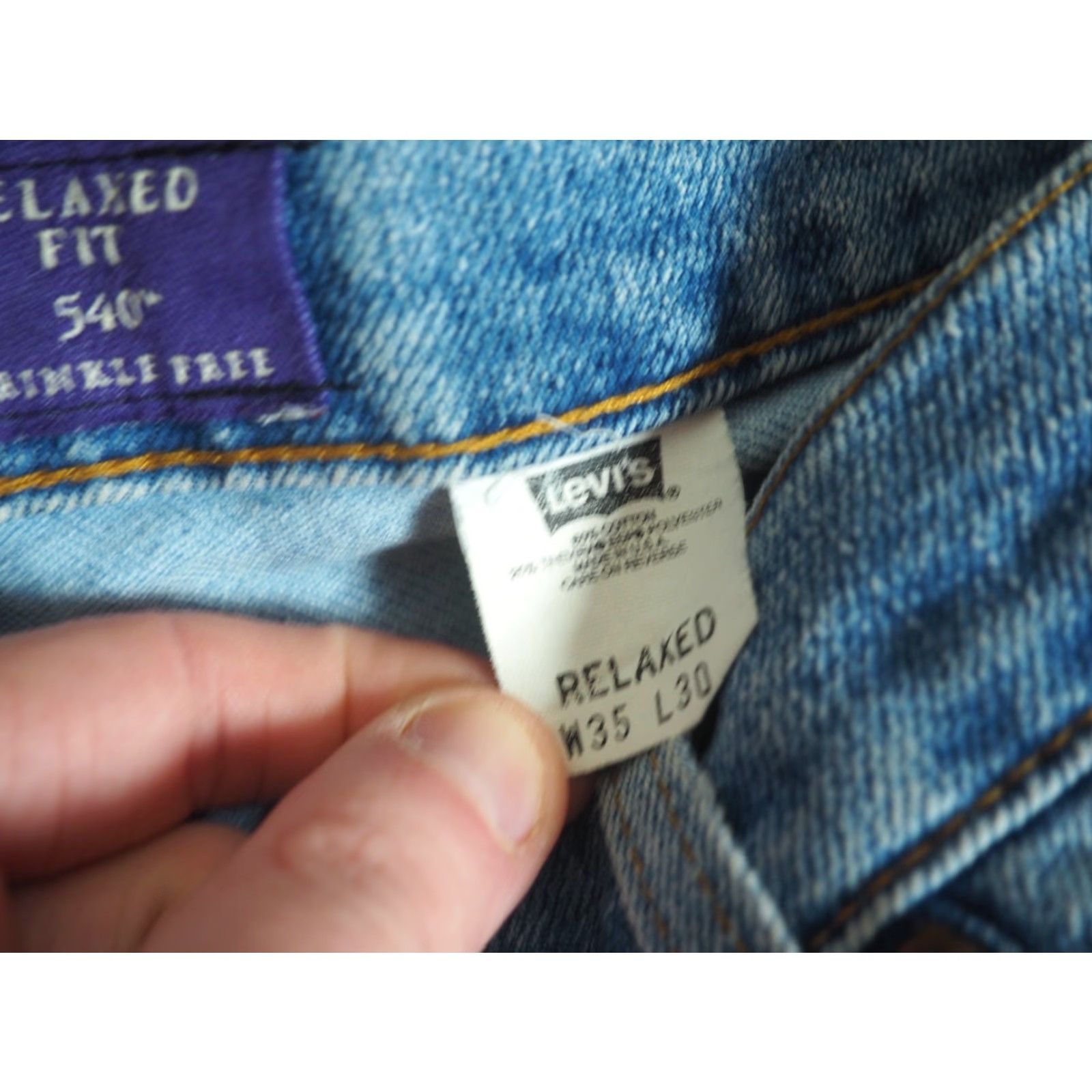 Levi's VINTAGE Levi's 540 Relaxed Denim Shorts 35W Men 90s Grunge Distressed Blue 35" Waist Mens Size US 35 - 7 Thumbnail