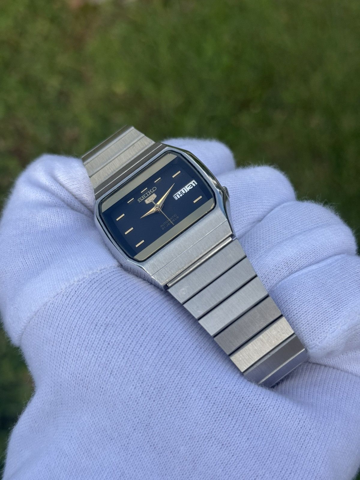 Seiko Vintage Seiko 5 Automatic Watch: black Dial, Retro TV Case Size 36 - 13 Thumbnail