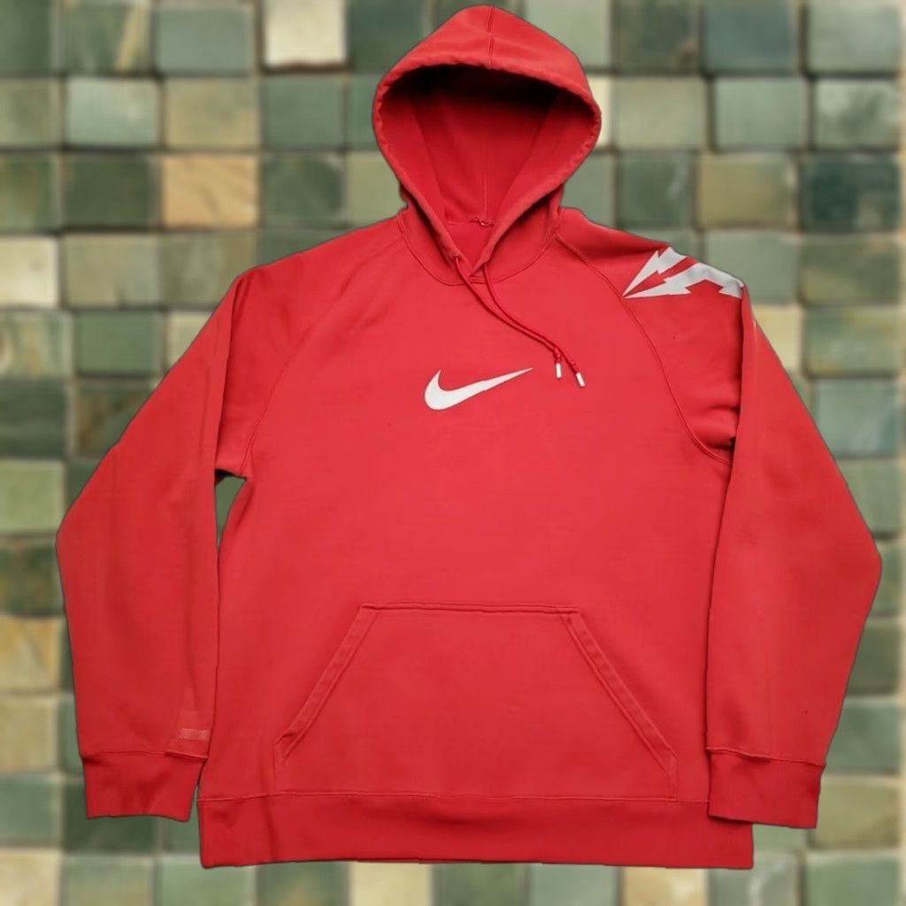 Nike VINTAGE Nike Hoodie Men L Red Kobe Bryant Mamba Center Swoosh Logo Fleece VTG Hooded Logo Pullover Size US L / EU 52-54 / 3 - 1 Thumbnail