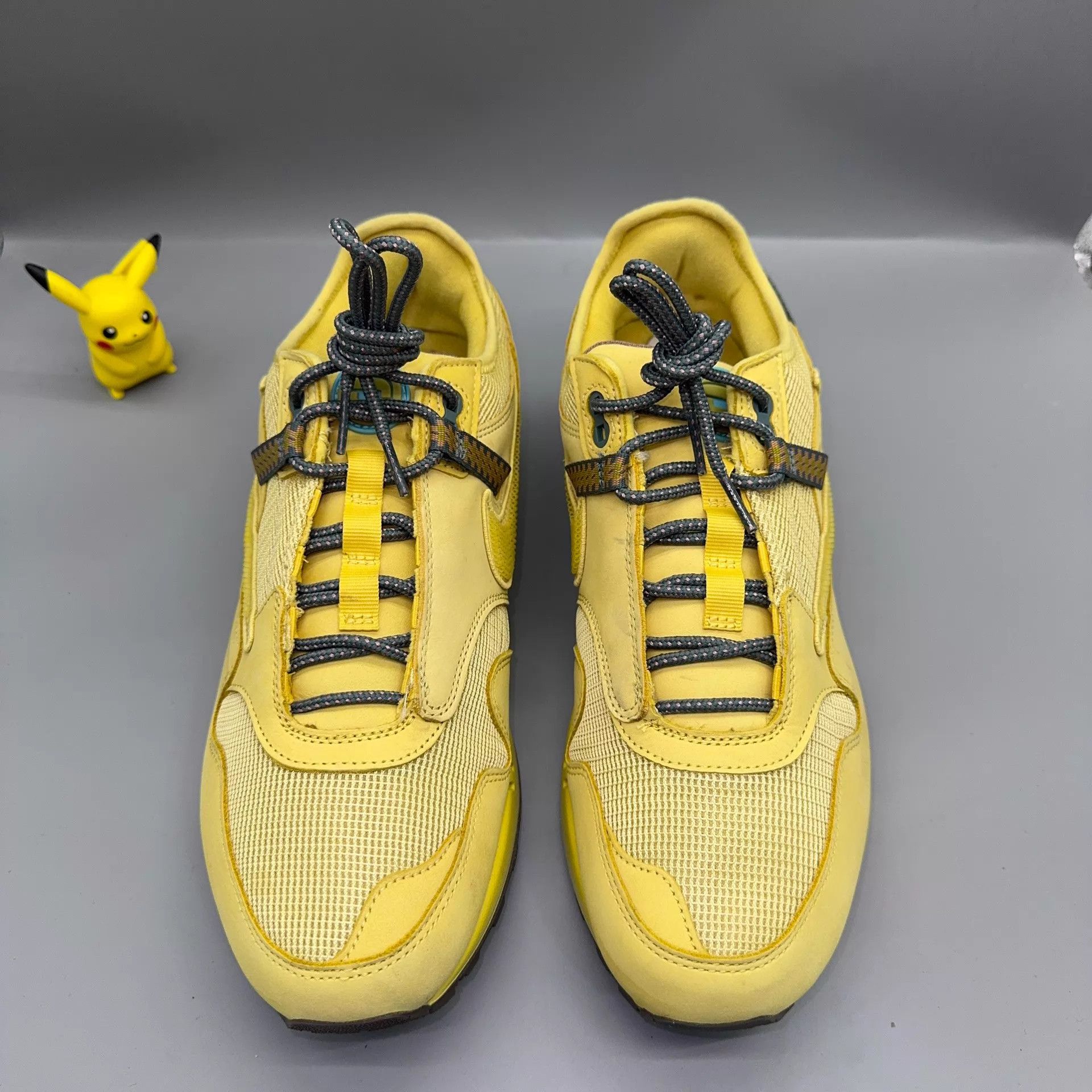 Travis Scott Travis Scott x Nike Air Max 1 Saturn Gold DO9392-700 46 Size US 12 / EU 45 - 2 Thumbnail