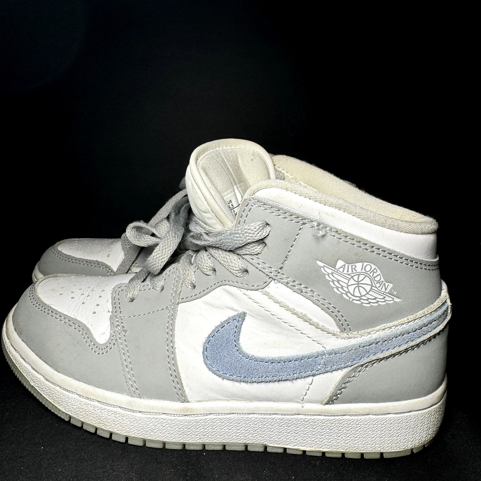 Jordan Brand × Nike Nike Air Jordan 1 Mid Wolf Grey Aluminum Women's - Size 5.5 Size US 5.5 / IT 35.5 - 9 Thumbnail