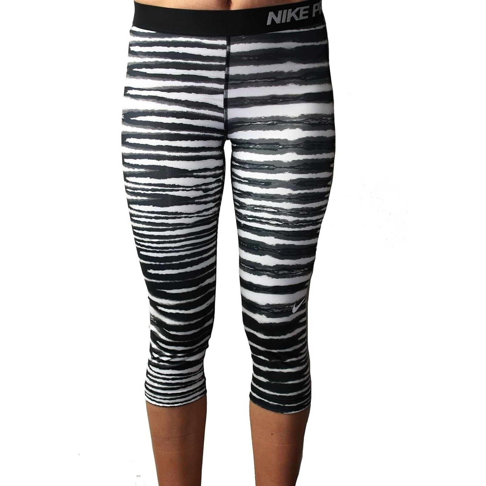 Nike Nike Pro Small Capri Length Compression Athletic Leggings Size 28" / US 6 / IT 42 - 13 Thumbnail