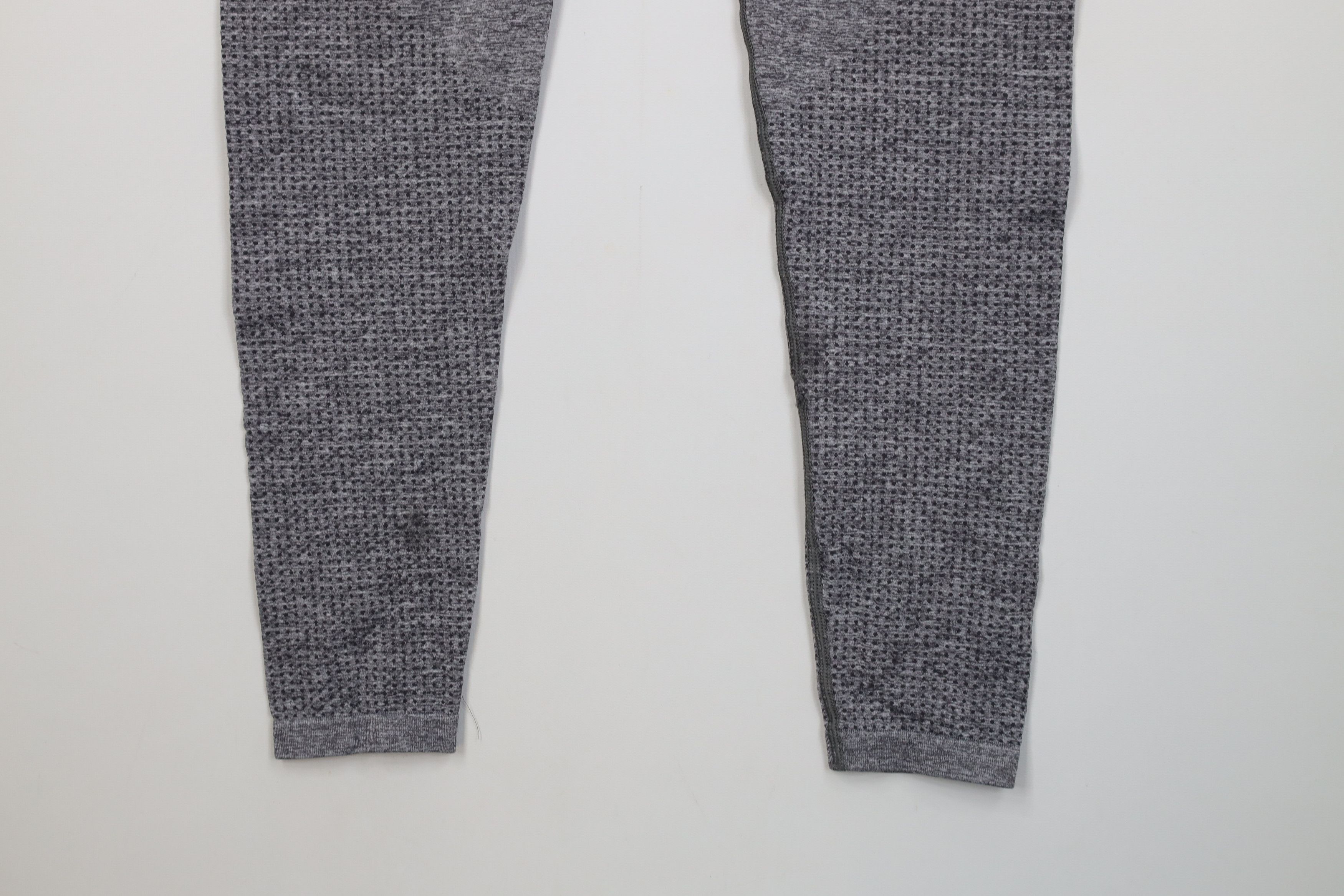Gymshark Gymshark Gym Yoga Running Workout Leggings Pants Gray Size 29" - 4 Thumbnail