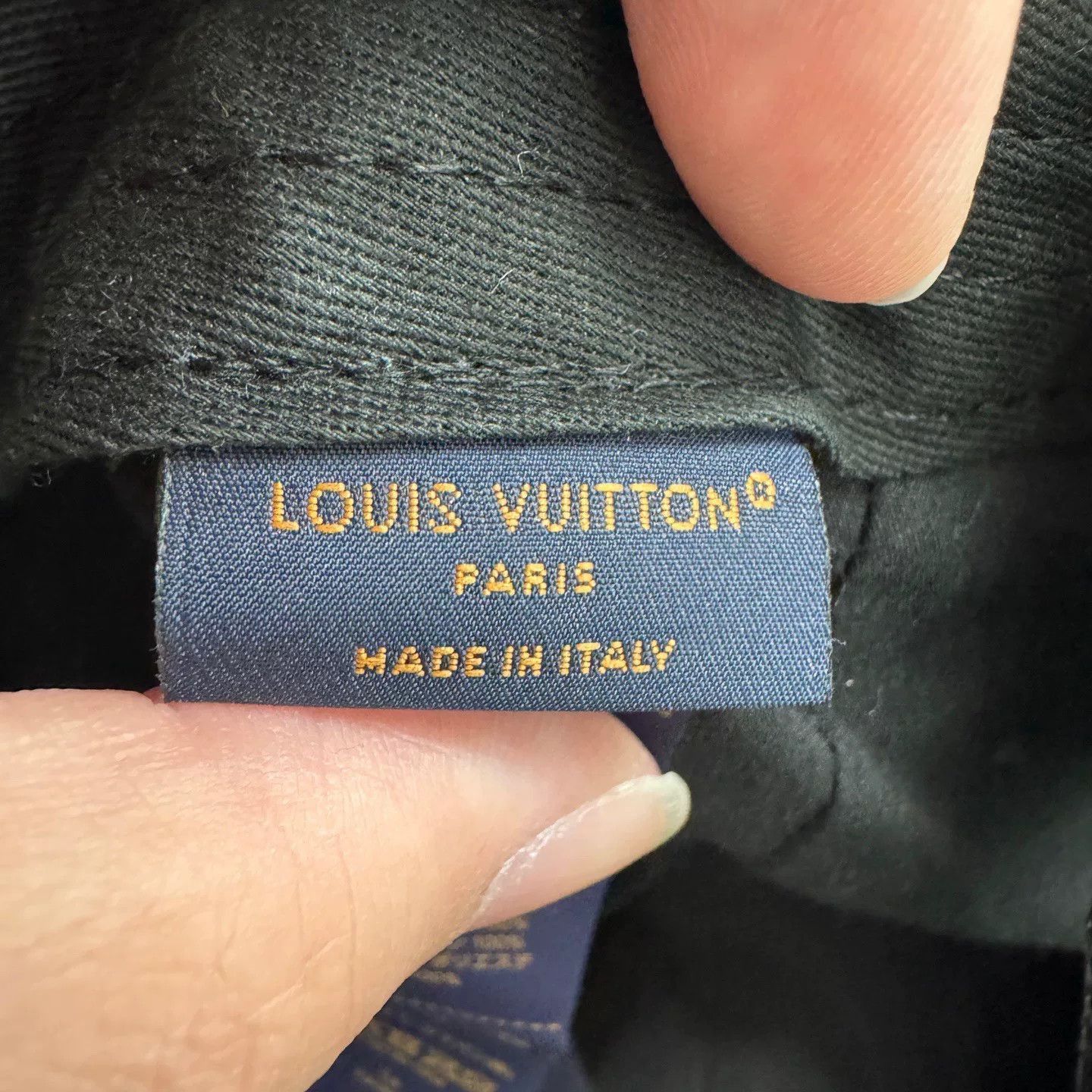 Louis Vuitton louis vuitton embroidered logo baseball cap. Size ONE SIZE - 5 Thumbnail