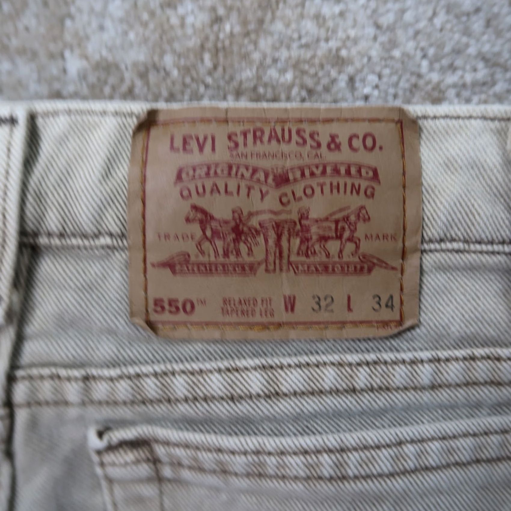 Levi's VINTAGE Levi's 550 Jeans Mens 32x34 Beige Denim Relaxed Tapered 90s 1994 USA Grunge Pills Size US 32 / EU 48 - 5 Thumbnail