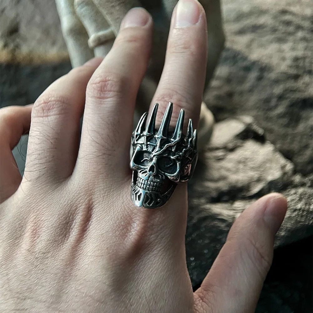 Vintage Retro Crown King Skull Ring Size ONE SIZE - 1 Thumbnail