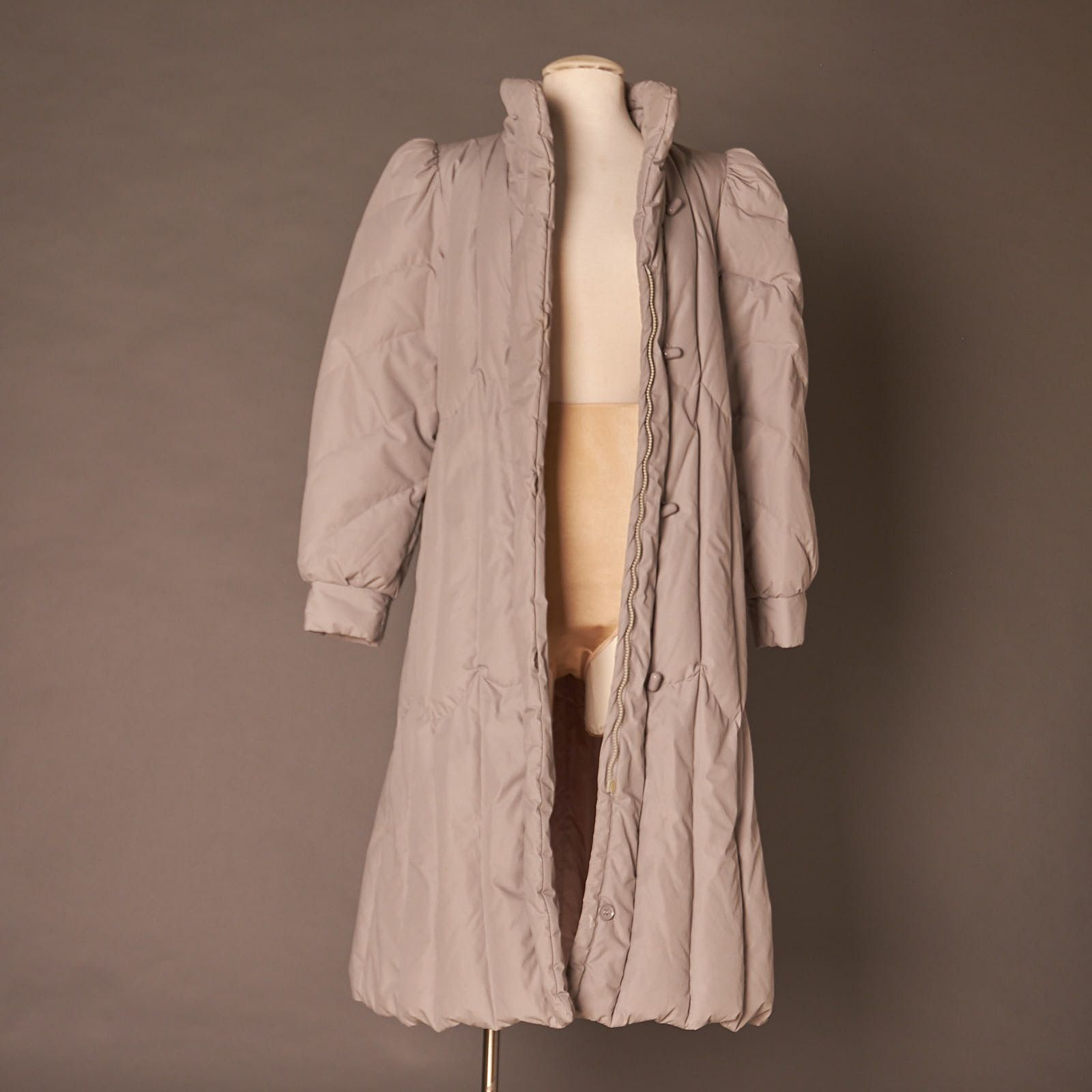 Vintage 1980s Vintage J. Gallery Down Quilted Long Gray Coat Size XS / US 0-2 / IT 36-38 - 6 Thumbnail