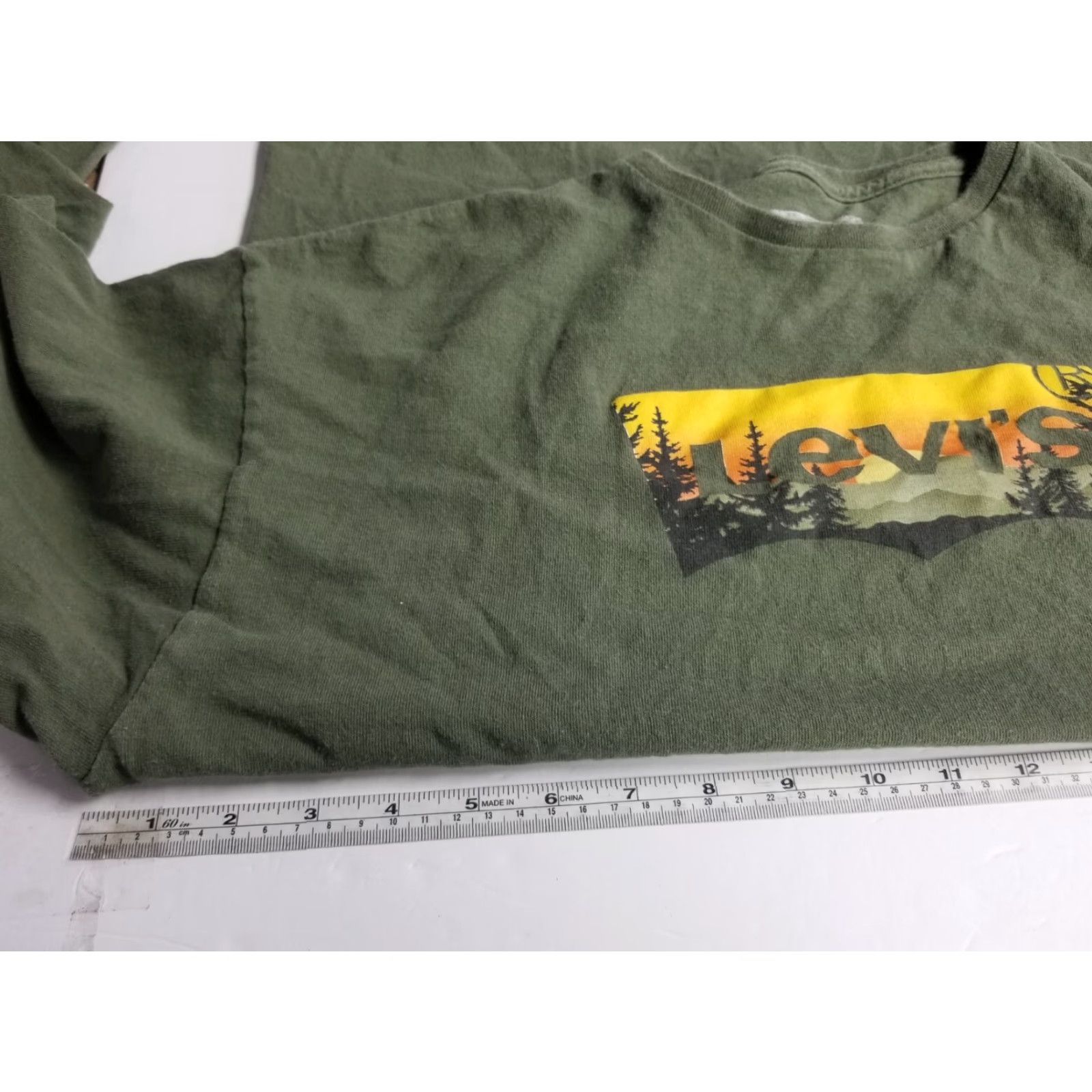 Levi's Levi's Men's T-Shirt Green Logo Long Sleeve Crew Neck XL Classic Fit Shirt Graphic Print Size US XL / EU 56 / 4 - 3 Thumbnail