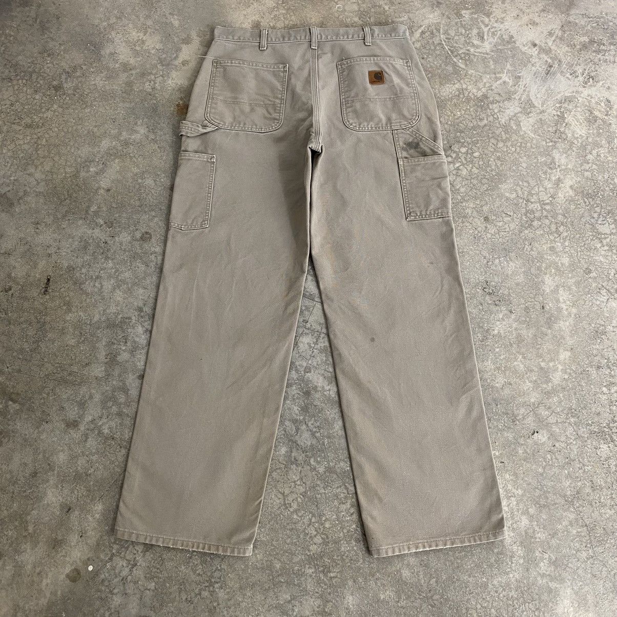 Carhartt × Vintage Vintage Carhartt Desert Grey Carpenter Workwear Pants Size US 33 - 13 Thumbnail