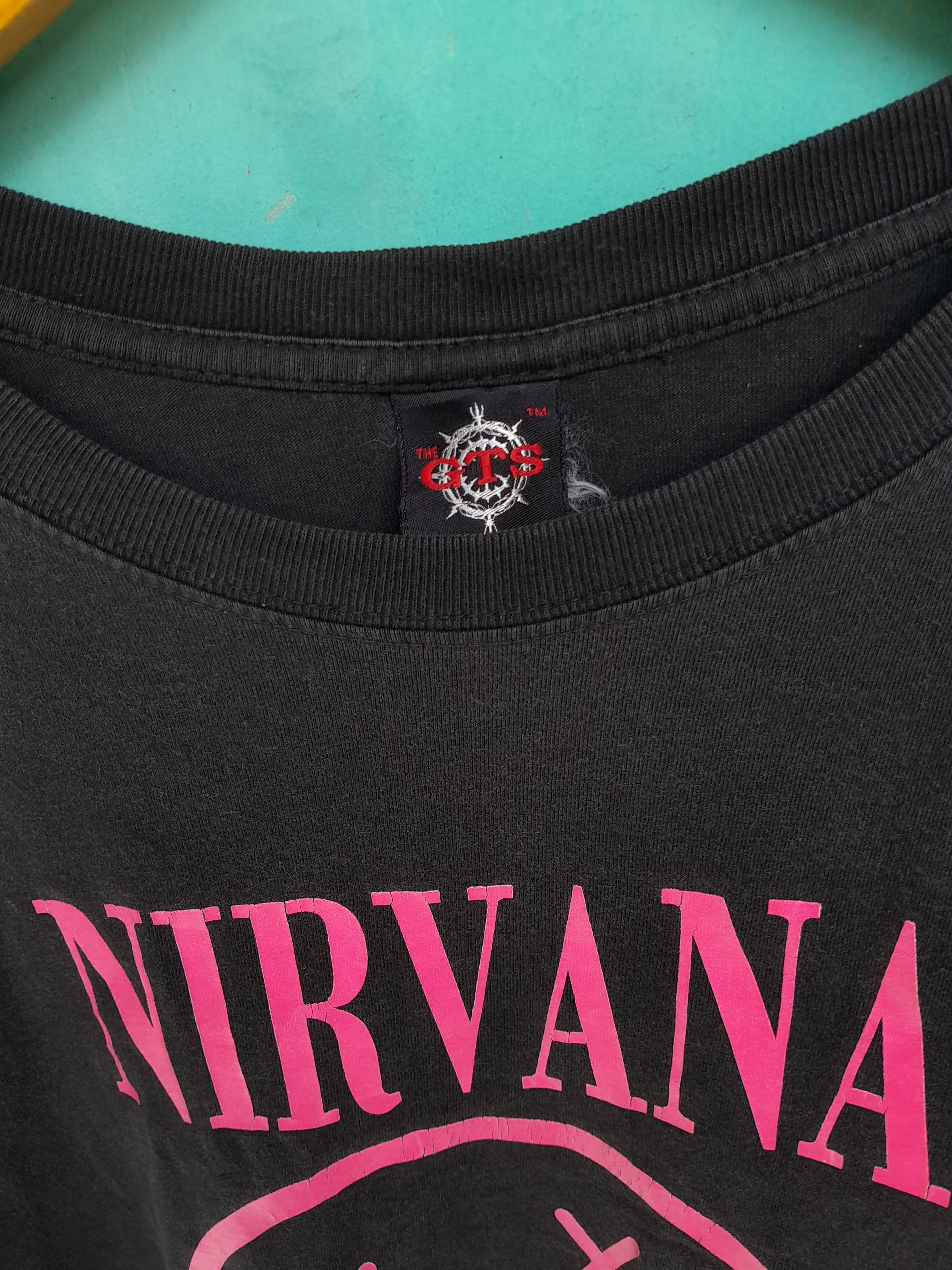 Band Tees Vintage NIRVANA Smiley face sunfaded t-shirt Size US XL / EU 56 / 4 - 7 Thumbnail
