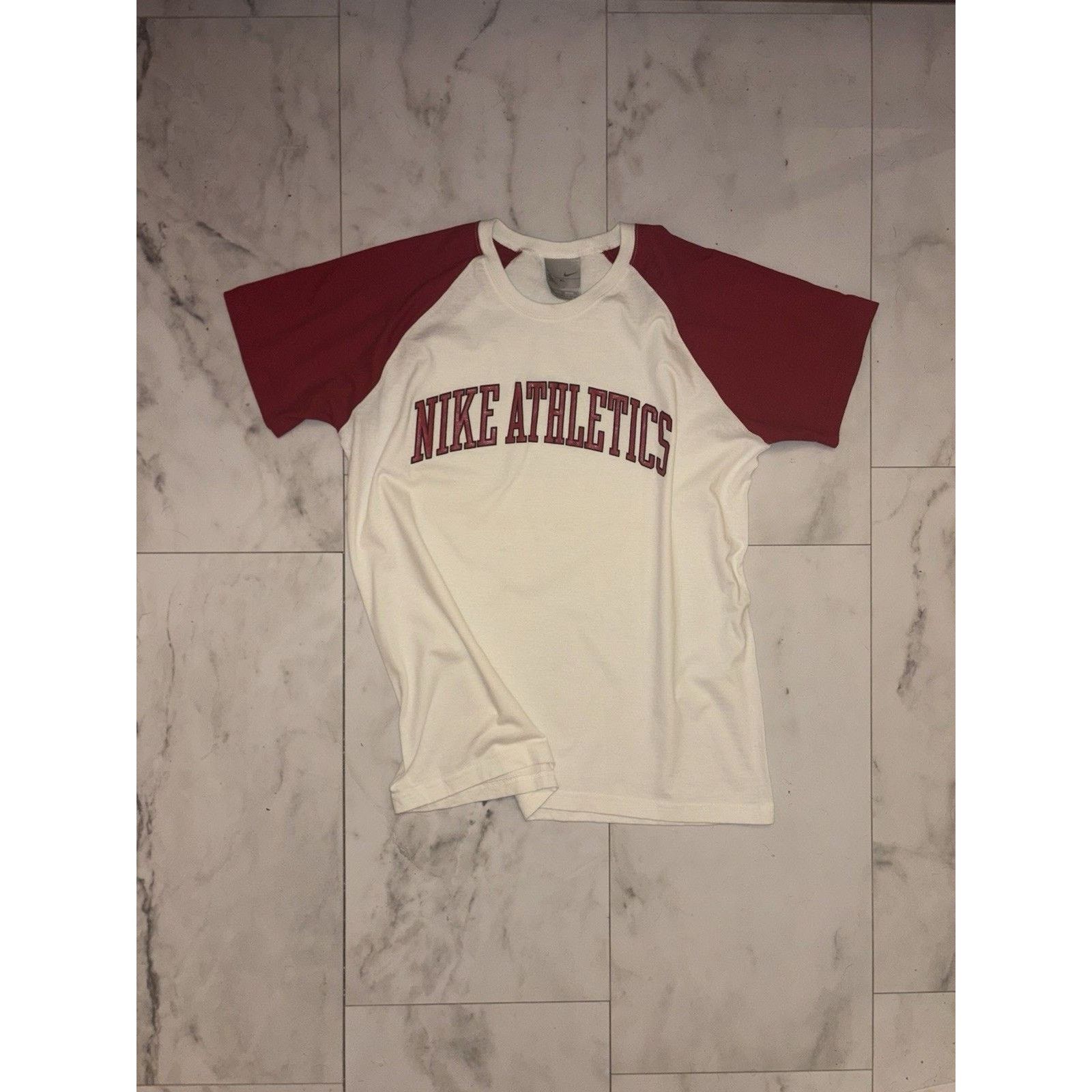 Nike Vintage Y2K Nike Tee Rubber Lettering 2000s T-Shirt Unisex Size US XL / EU 56 / 4 - 8 Thumbnail