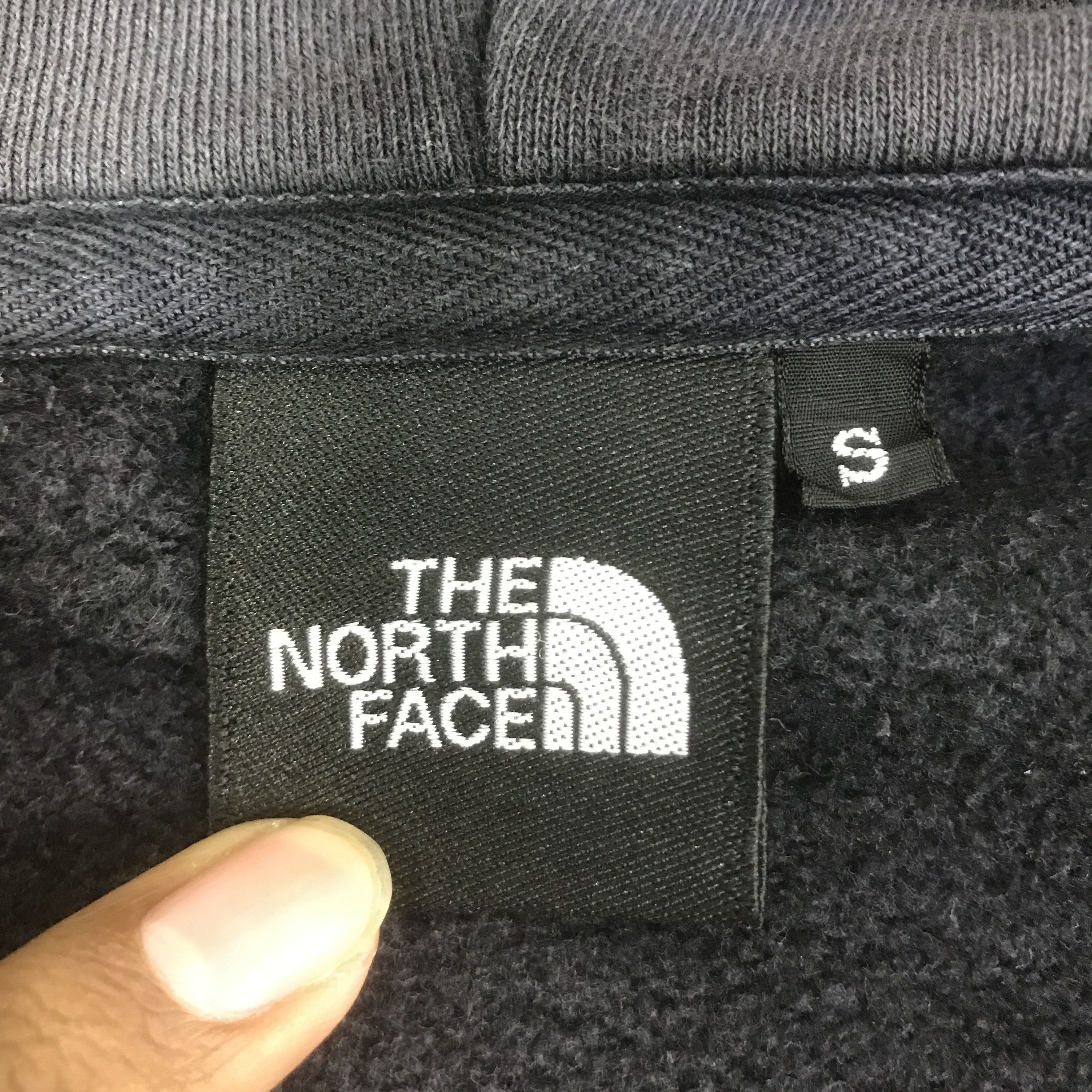 The North Face THE NORTH FACE NAVY FADED HOODIE SWEATER K128B2 Size US S / EU 44-46 / 1 - 10 Thumbnail