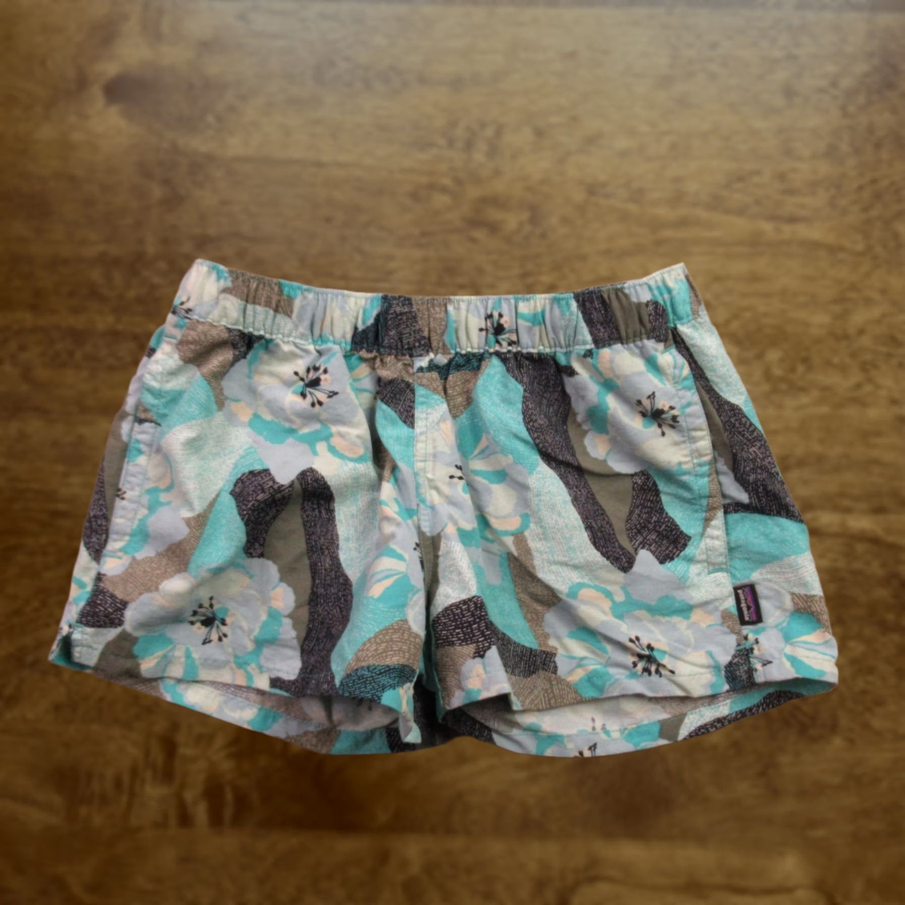 Patagonia Patagonia Shorts Womens Small Lightweight Pockets Activewear Size 26" / US 2 / IT 38 - 1 Thumbnail