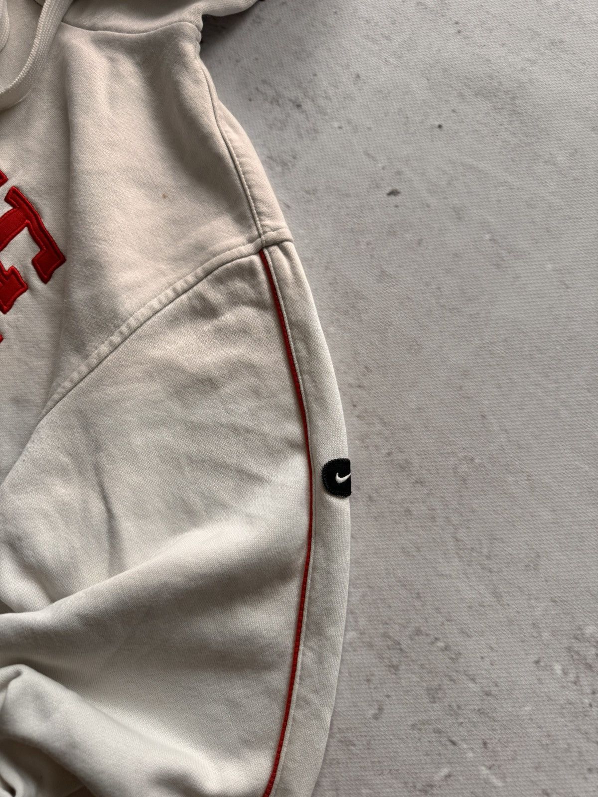 Nike × Vintage NIKE VINTAGE CENTER LOGO OVERSIZE BOXY HOODIE Size US M / EU 48-50 / 2 - 4 Thumbnail