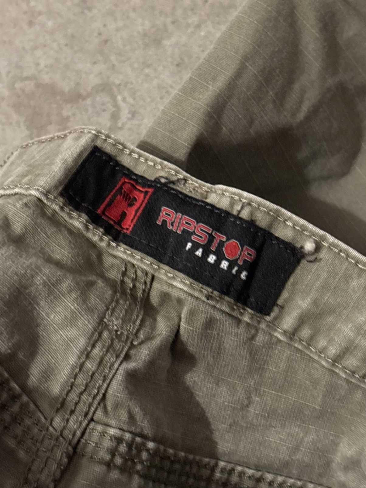Wrangler Vintage Y2K Riggs Workwear By Wrangler Carpenter Cargo Pants Size US 38 / EU 54 - 14 Thumbnail