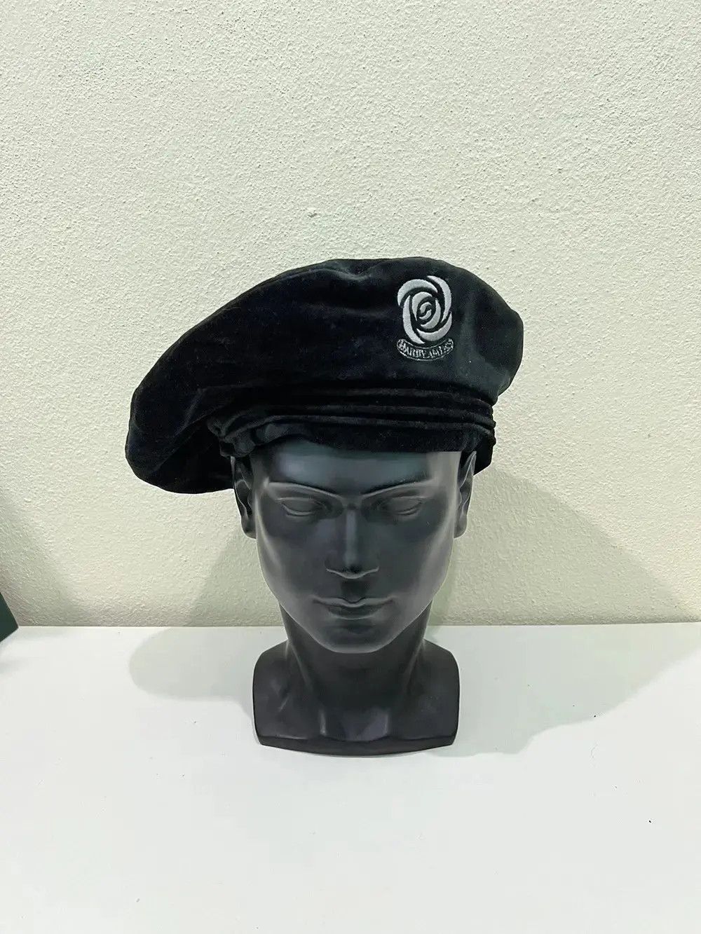 Hardy Amies Vintage Hardy Amies Beret hat Size ONE SIZE - 2 Thumbnail