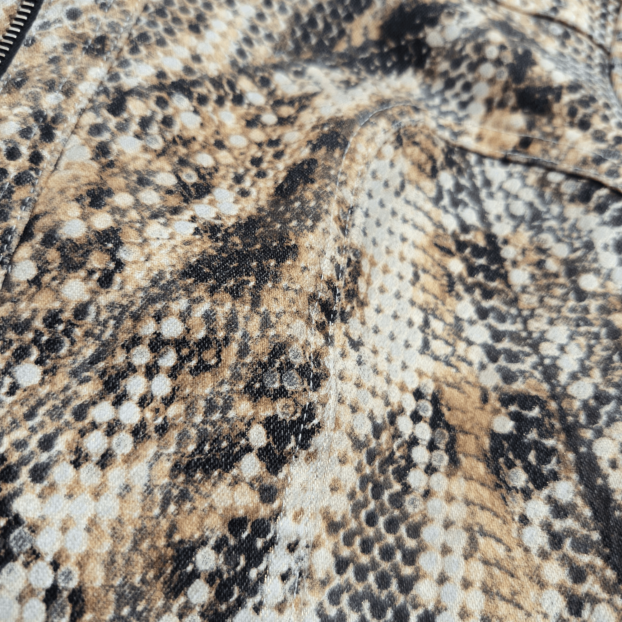 Roberto Cavalli Rare Vintage Roberto Cavalli Snake Pattern Biker Jacket Size XL / US 12-14 / IT 48-50 - 11 Thumbnail