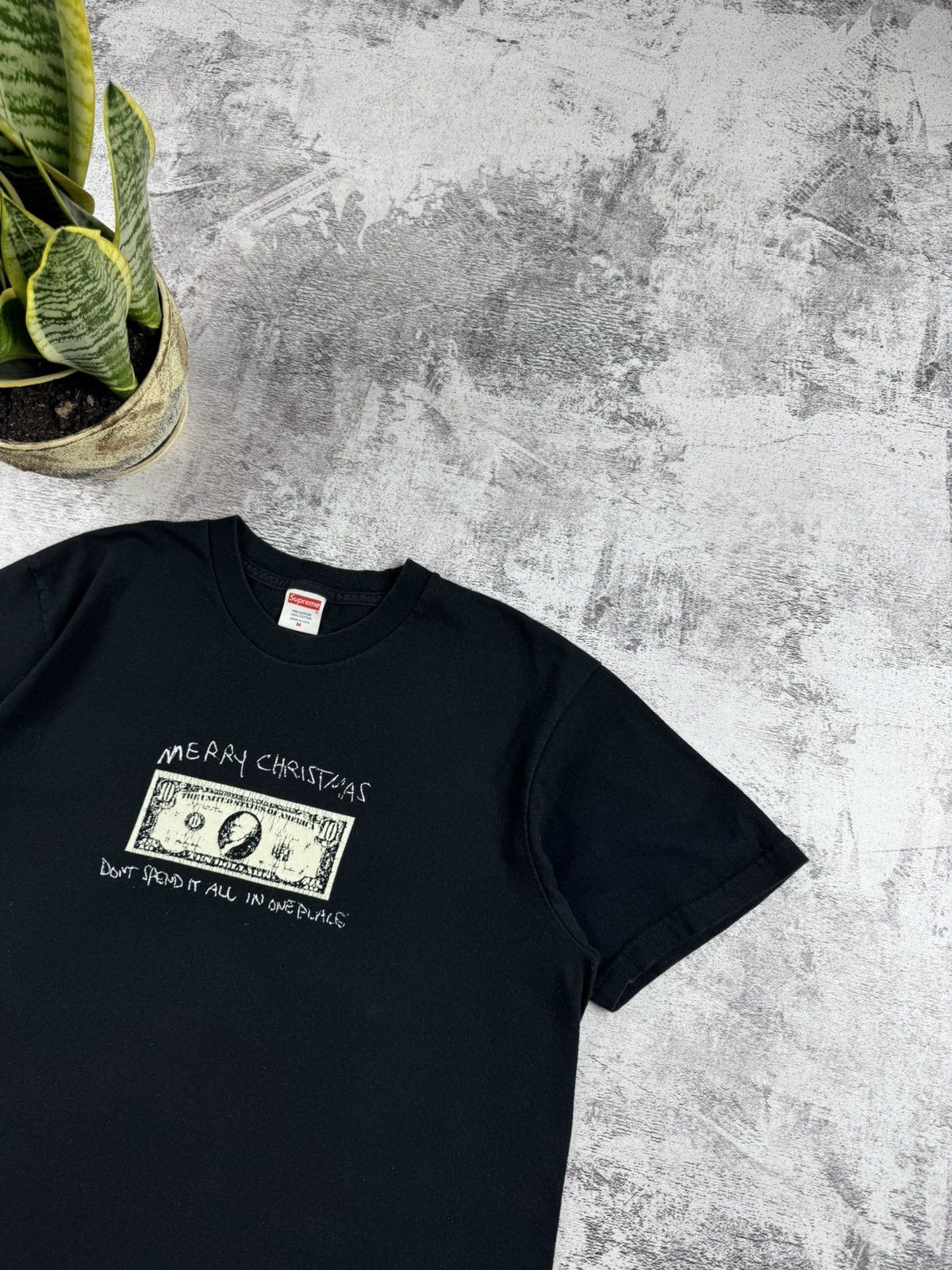 Supreme Supreme Merry Christmas Dollar SS21 Art Hip Hop T Shirt Tee Size US M / EU 48-50 / 2 - 5 Thumbnail