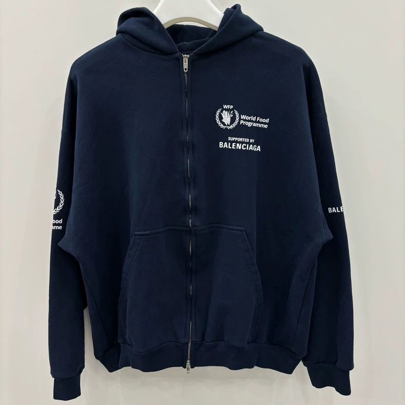 Balenciaga Balenciaga Monogrammed printed hooded zip fitted jacket 250 Size US M / EU 48-50 / 2 - 1 Thumbnail