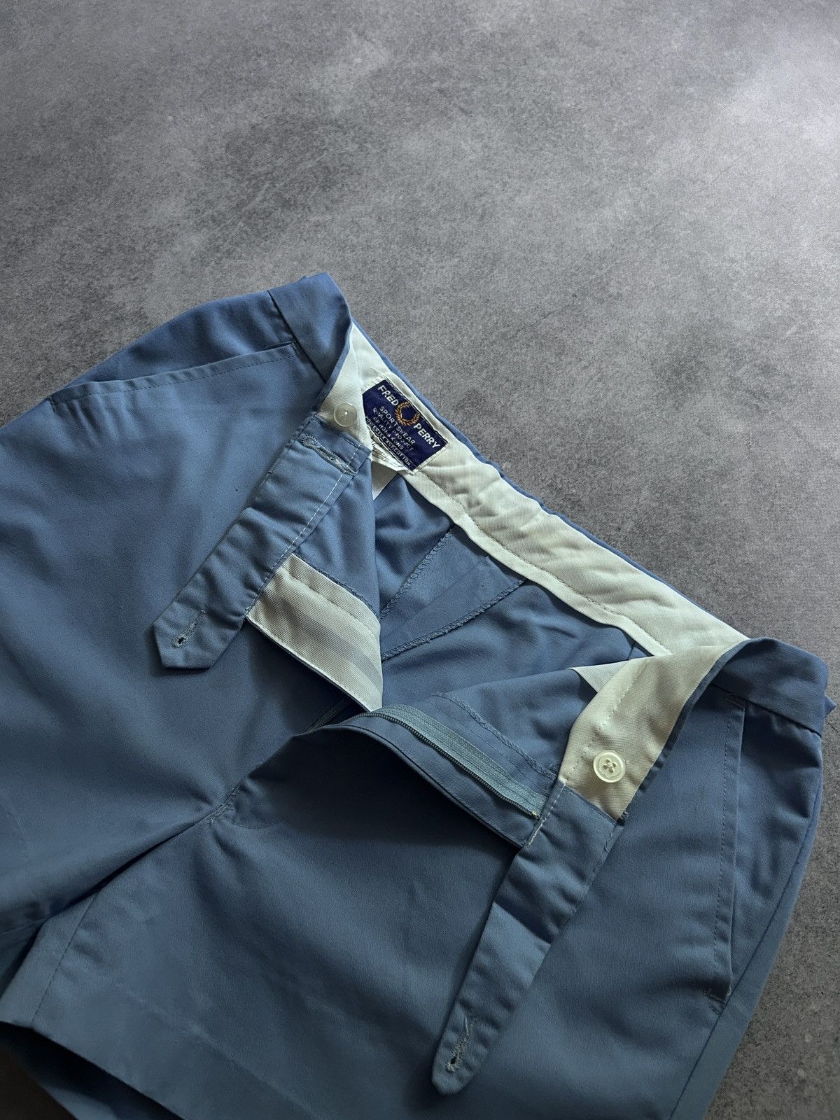 Fred Perry × Vintage Vintage Fred Perry blue tennis shorts very rare 90s casual Size US 31 - 4 Thumbnail