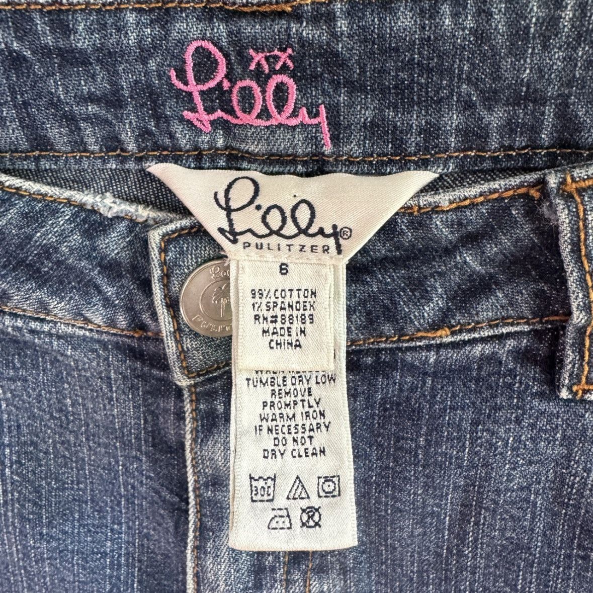 Lilly Pulitzer Lilly Pulitzer Denim Capris Size 6 Some Stains Size 28" / US 6 / IT 42 - 2 Thumbnail