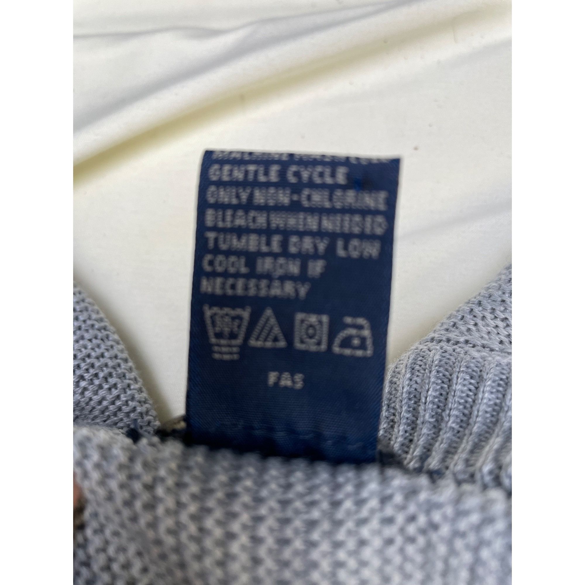 Dockers Dockers Golf Mens Grey V-Neck Sweater Vest Size M Acrylic SK Size US M / EU 48-50 / 2 - 7 Thumbnail