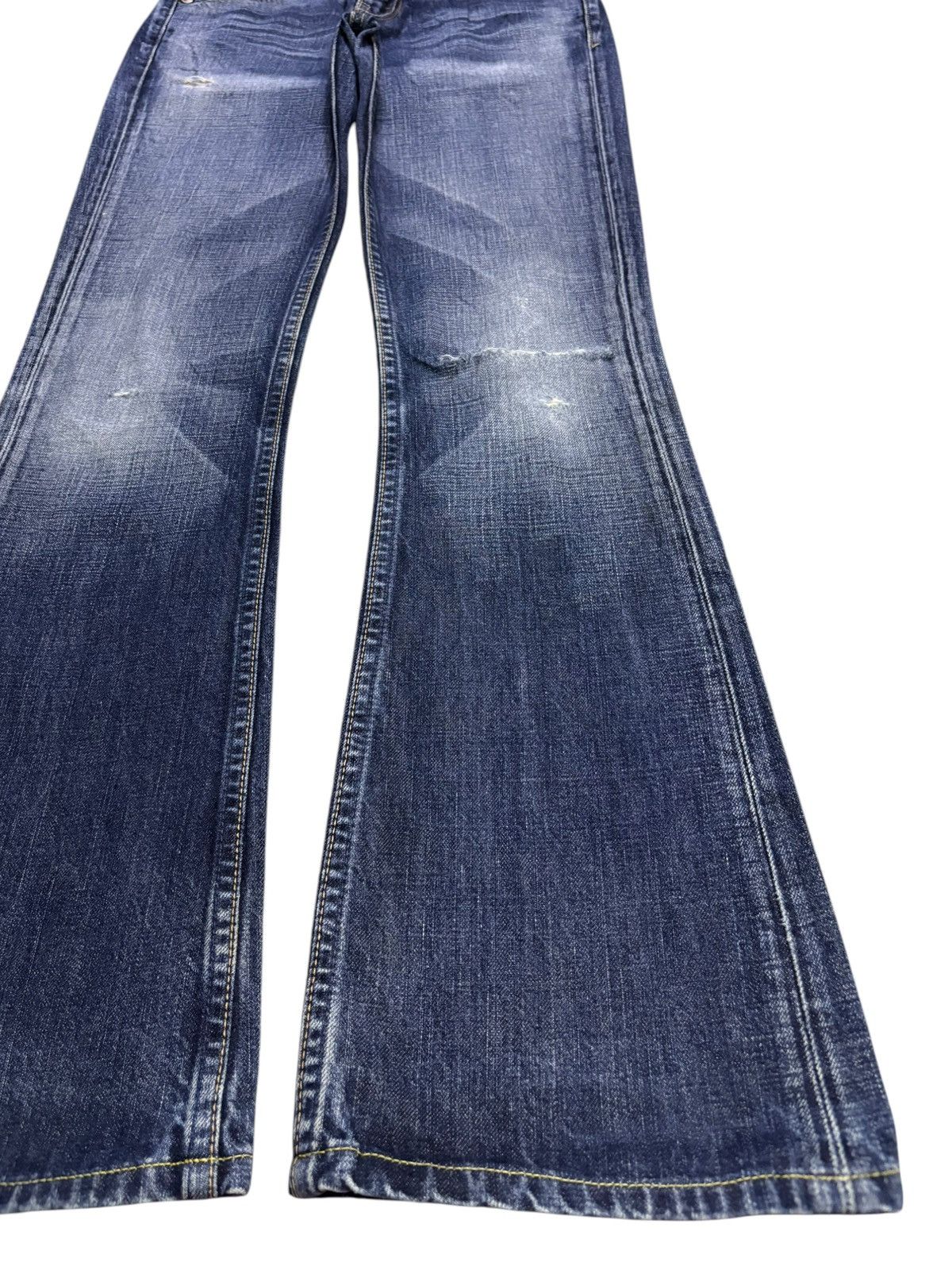 LVC × Levi's × Levi's Vintage Clothing Vintage Levis Reskoop Faded Wash Distressed Rip Flare Jeans Size 26" / US 2 / IT 38 - 7 Thumbnail