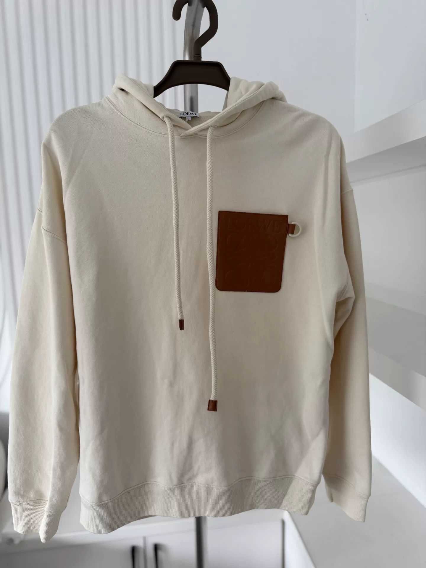 Loewe Loewe Beige Classic Logo Hoodie Size US M / EU 48-50 / 2 - 1 Thumbnail