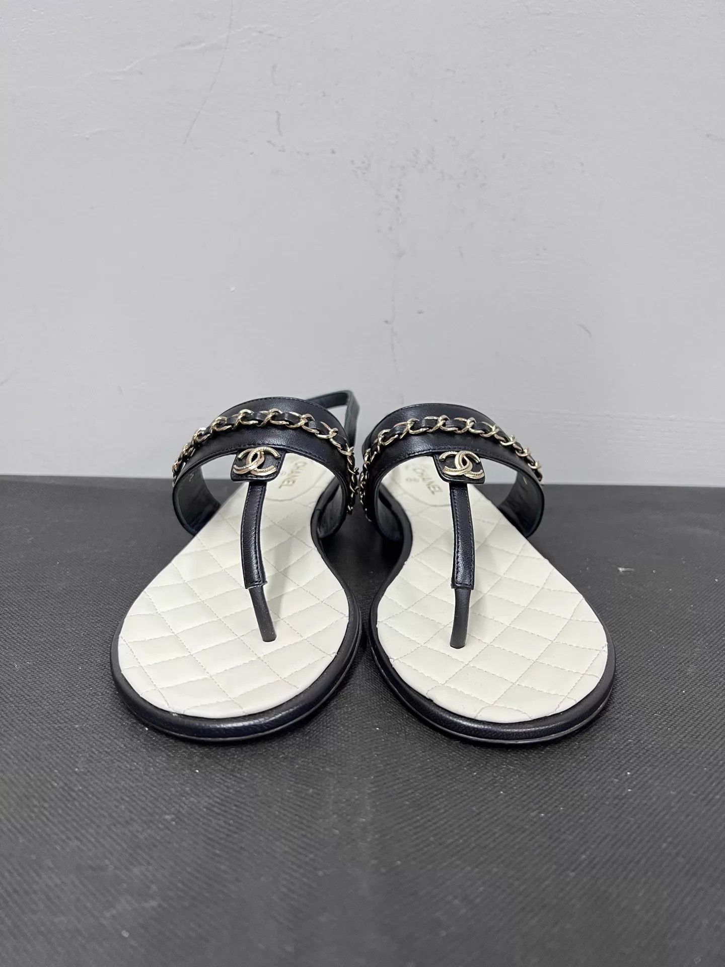 Chanel Chanel Classic CC Leather Chain Thong Sandal 36.5 New Size US 6 / IT 36 - 2 Thumbnail
