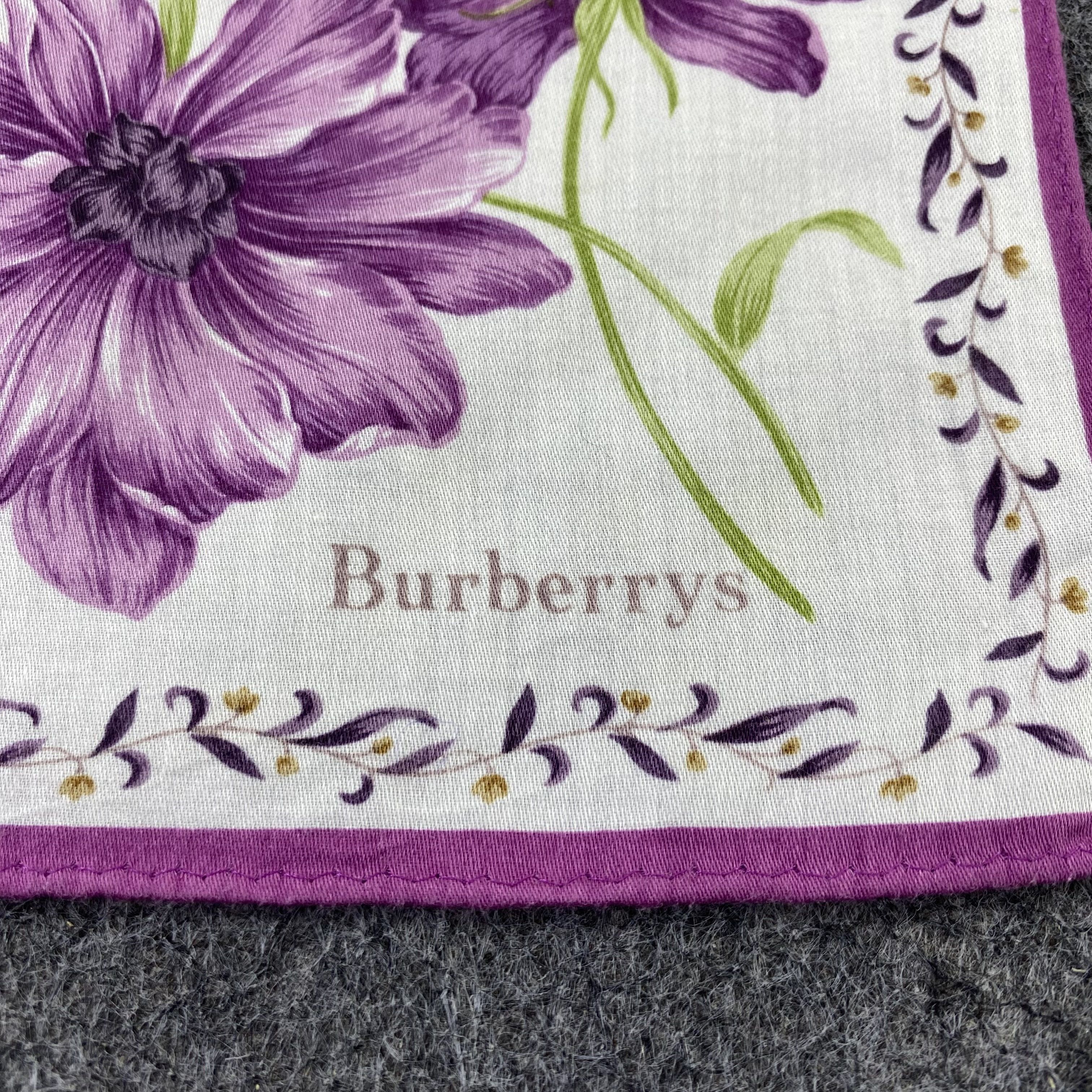 Burberry Burberry Handkerchief / Bandana / Neckerchief-B1500 Size ONE SIZE - 7 Thumbnail