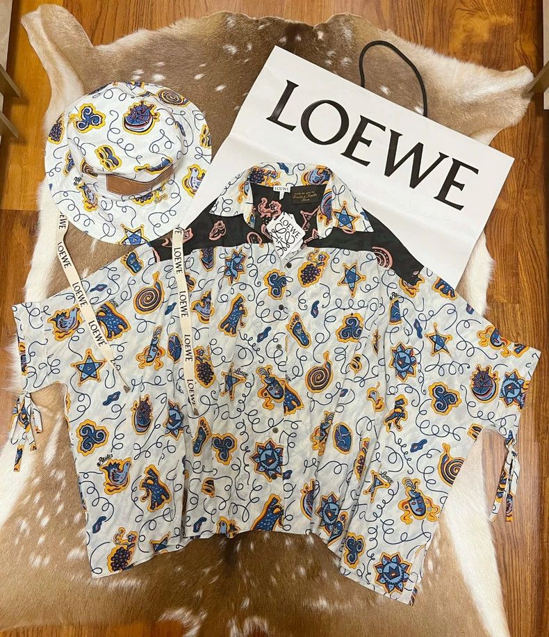 Loewe LOEWE Shirt, batwing sleeve loose design Size S / US 4 / IT 40 - 1 Thumbnail
