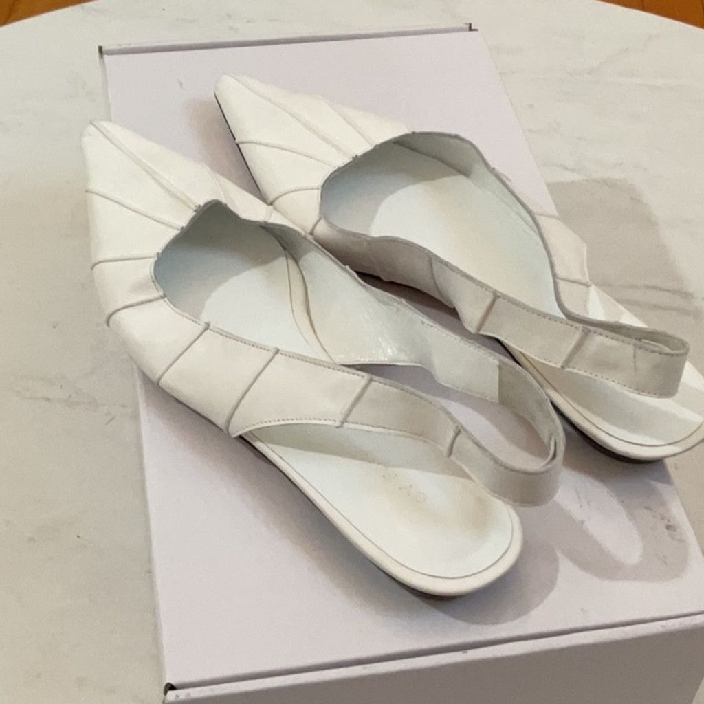 By Far By Far Syd Flat, EU Size: 40 Size US 10 / IT 40 - 10 Thumbnail