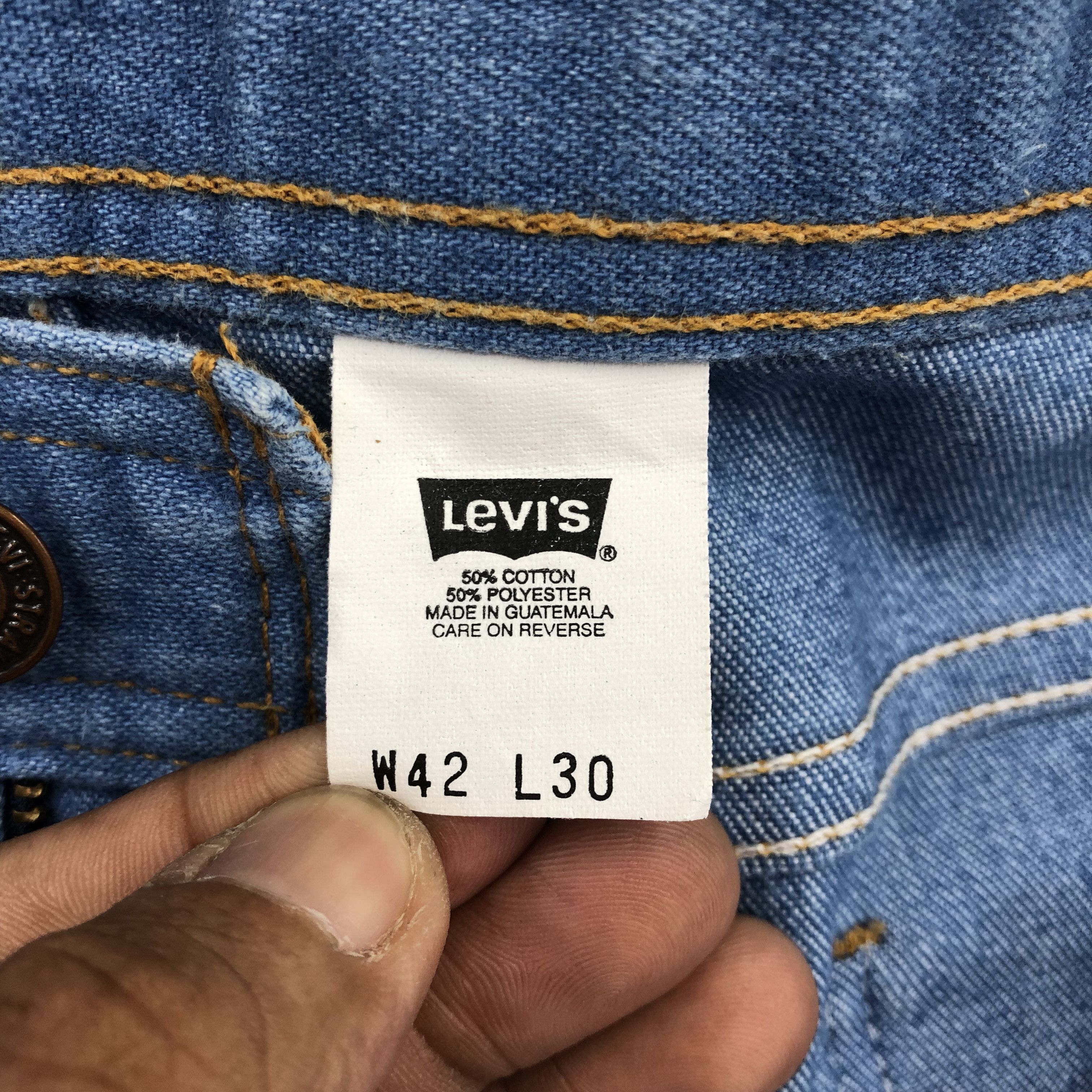 Levi's Vintage Y2K Levis Baggy Style Jeans Light Wash Skater Denim Size 40" / US 18 - 7 Thumbnail