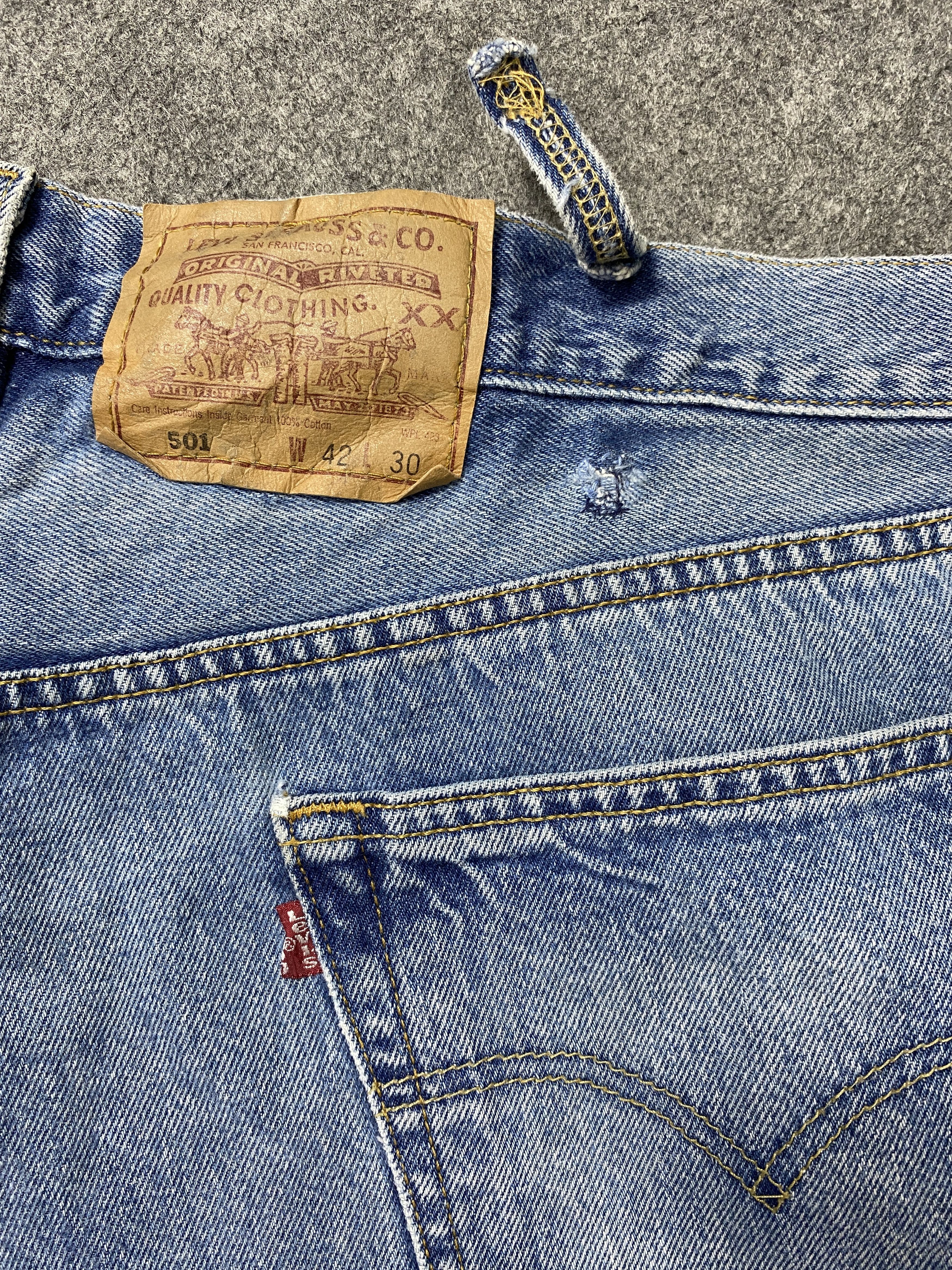 Japanese Brand Blue Wash Vintage Levi's 501 Jeans 41x30 Denim -JN2276 Size US 41 - 9 Thumbnail