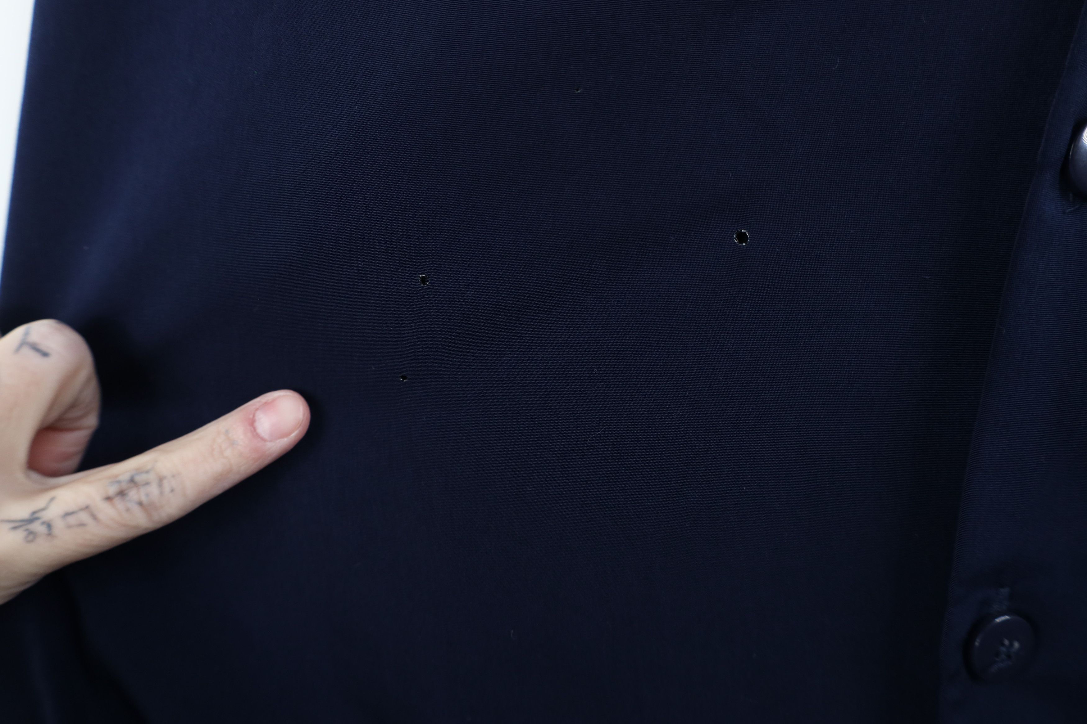 Vintage Vintage 90s Y2K Streetwear Looped Collar Button Shirt Size US L / EU 52-54 / 3 - 7 Thumbnail