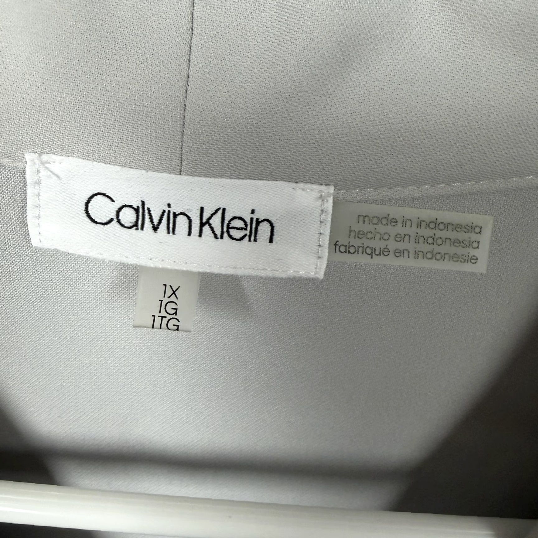 Calvin Klein Calvin Klein Blouse Womens 1X Plus Gray V-Neck Roll Tab Sleeve Preppy Lightweight Size XL / US 12-14 / IT 48-50 - 5 Thumbnail