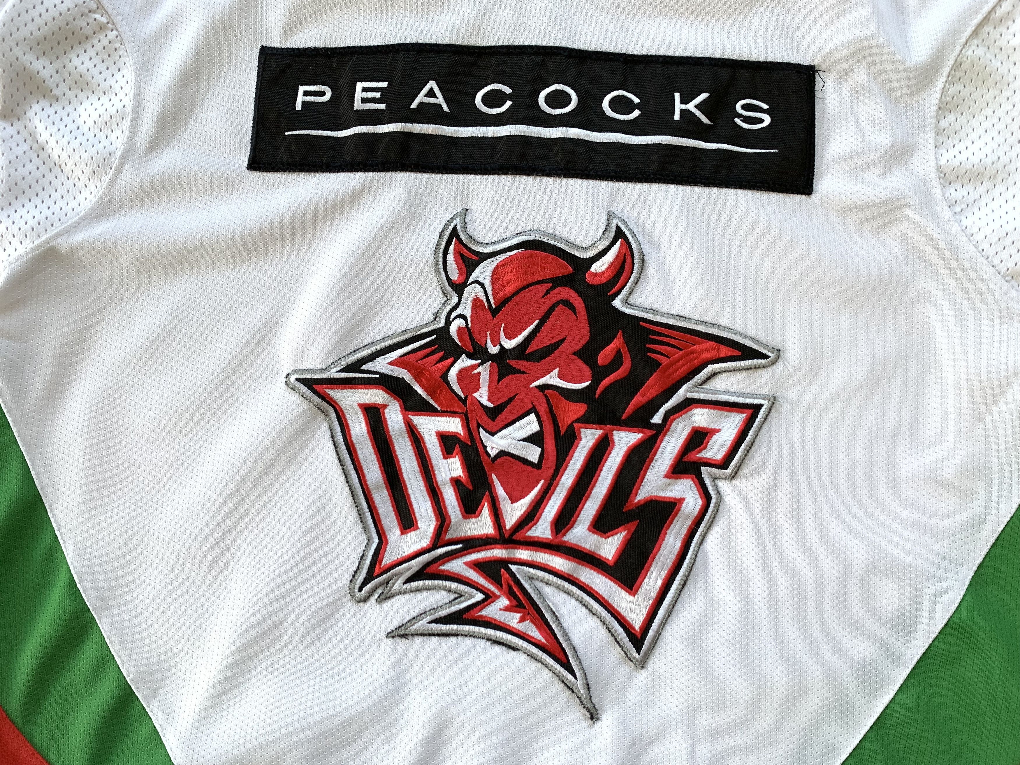 NHL × Vintage Vintage Cardiff Devils Hockey Jersey Size US S / EU 44-46 / 1 - 4 Thumbnail