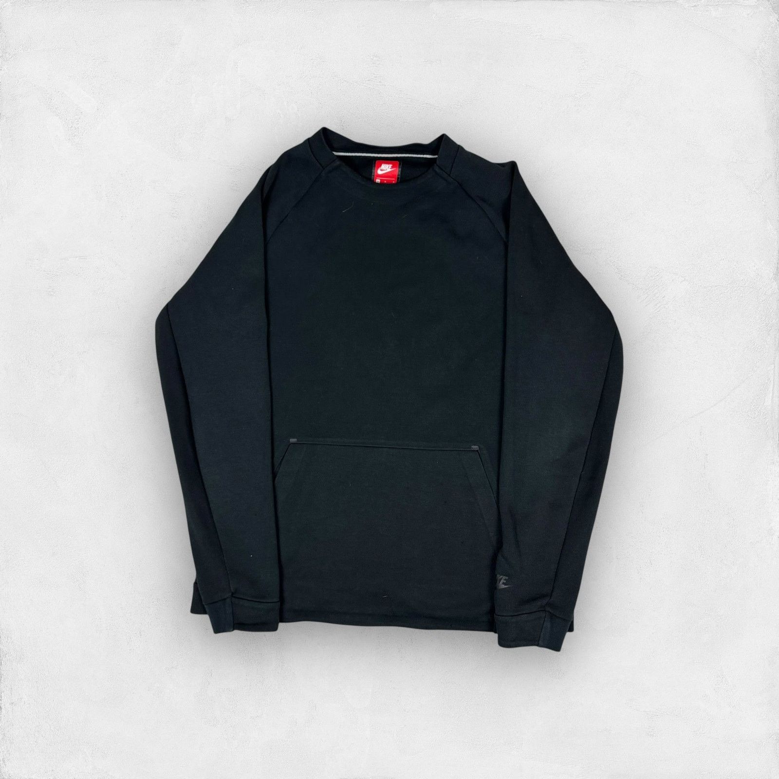 Nike Nike Men Black Cotton Long Sleeve Pullover Sweatshirt Medium Size US M / EU 48-50 / 2 - 1 Thumbnail